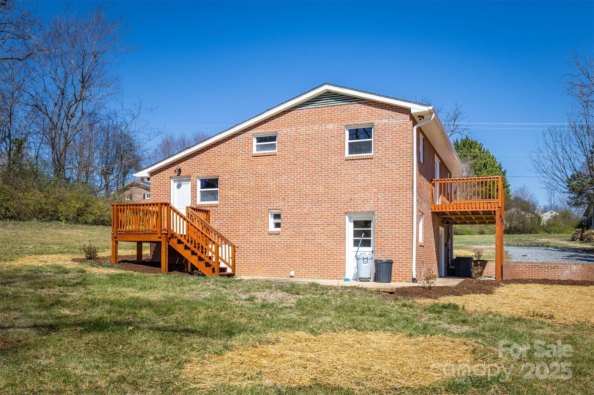 207 Page Street