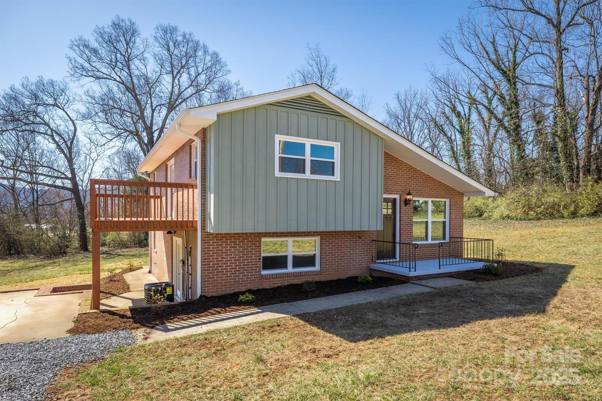 207 Page Street
