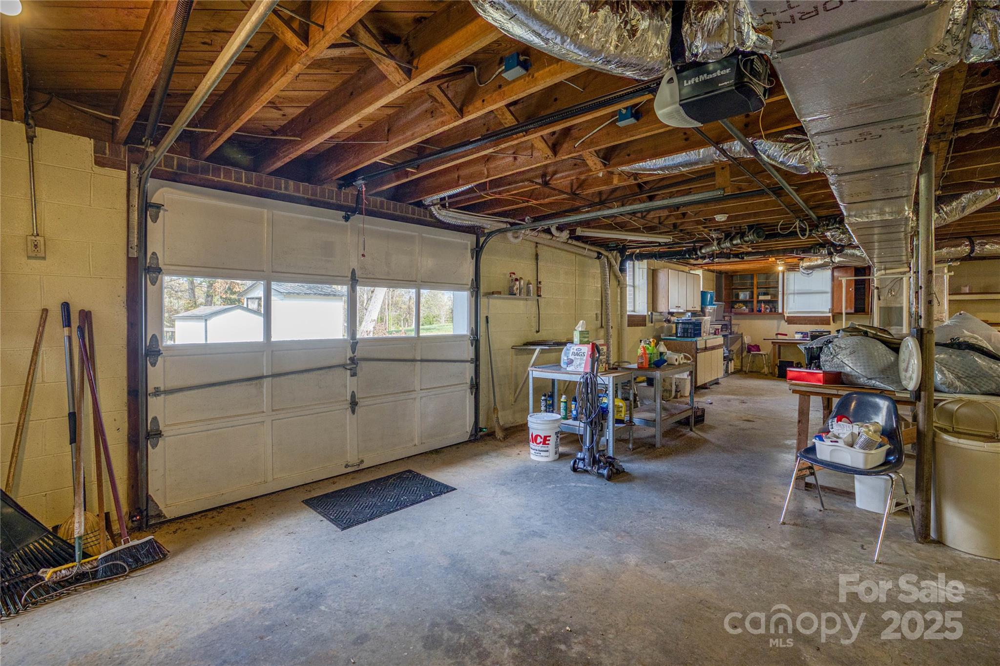 3205 Westview Street