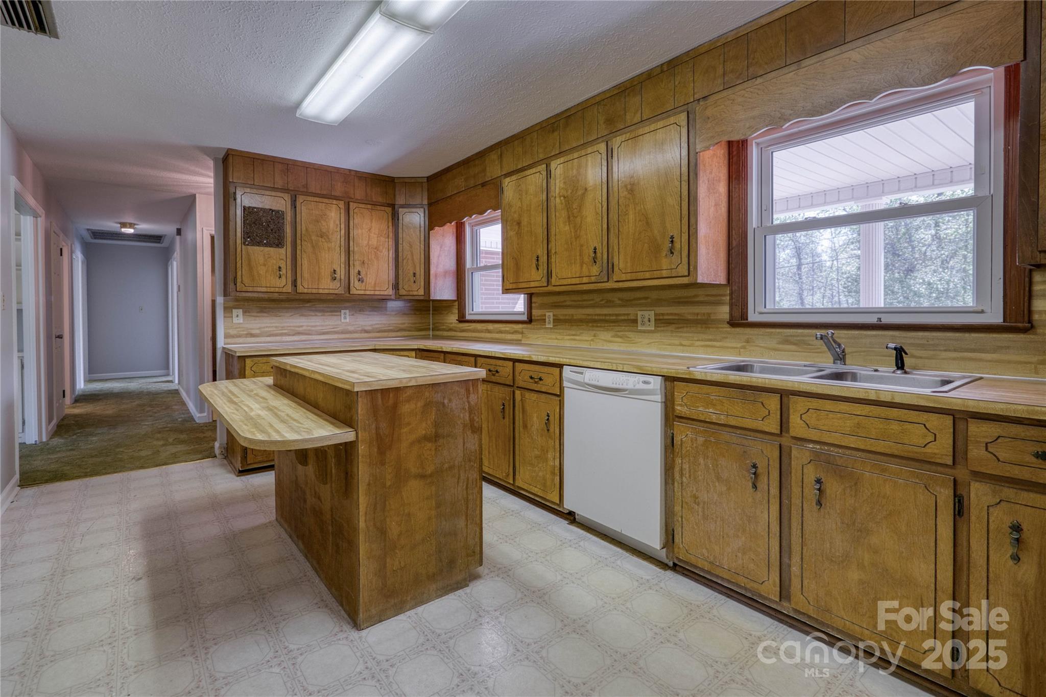 308 Praley Street NW