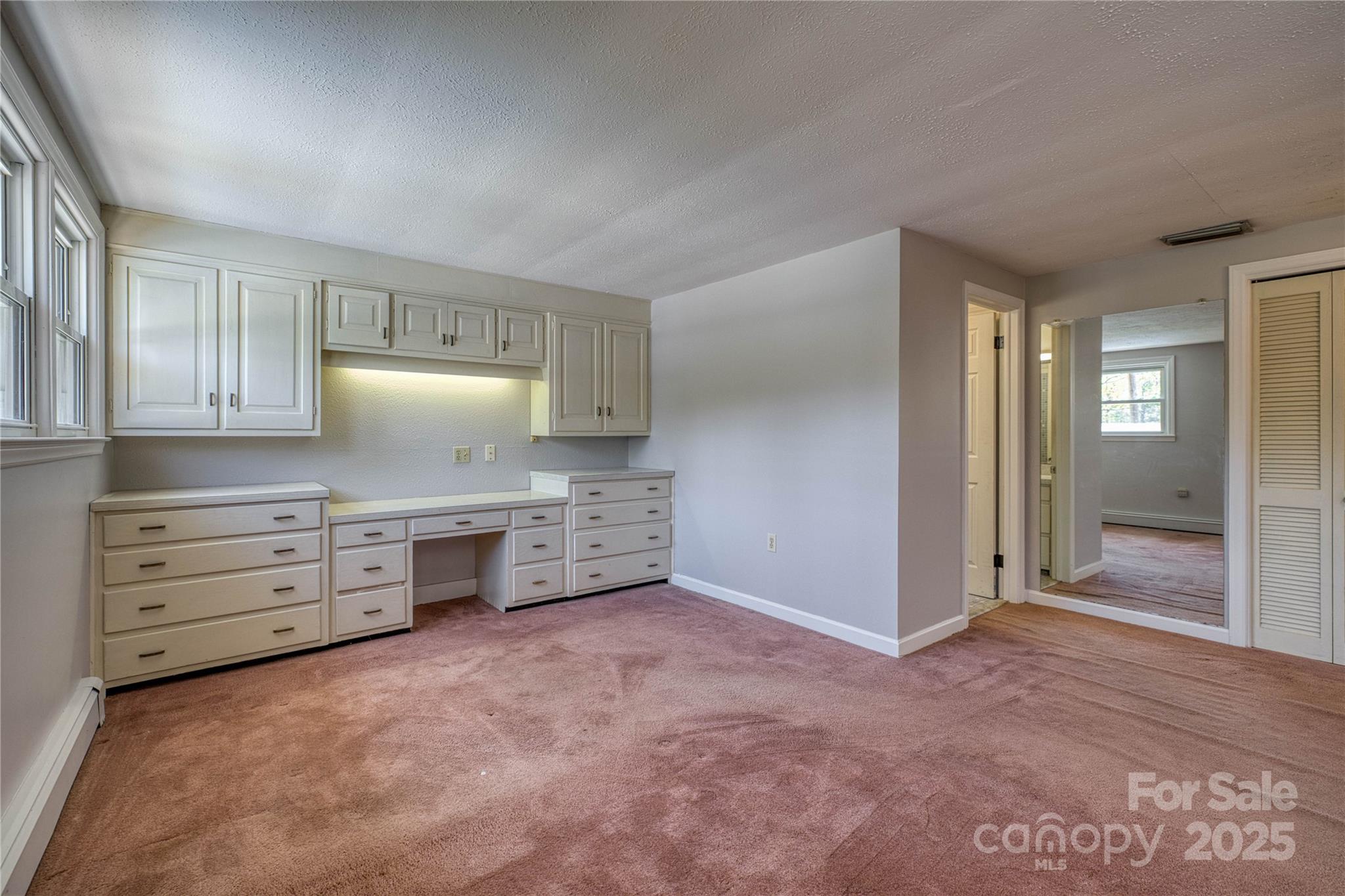 308 Praley Street NW