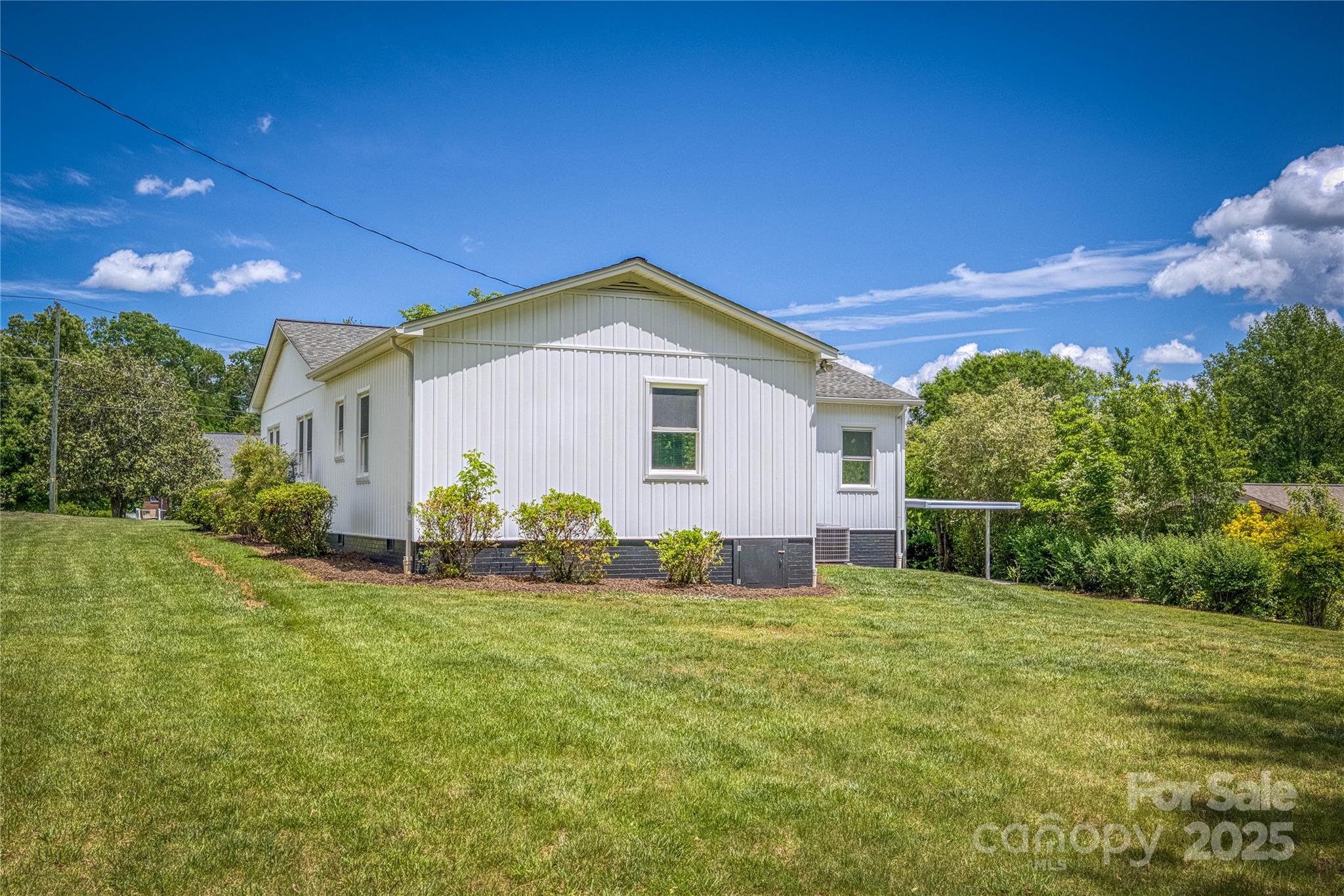 417 Mountain View Avenue SE