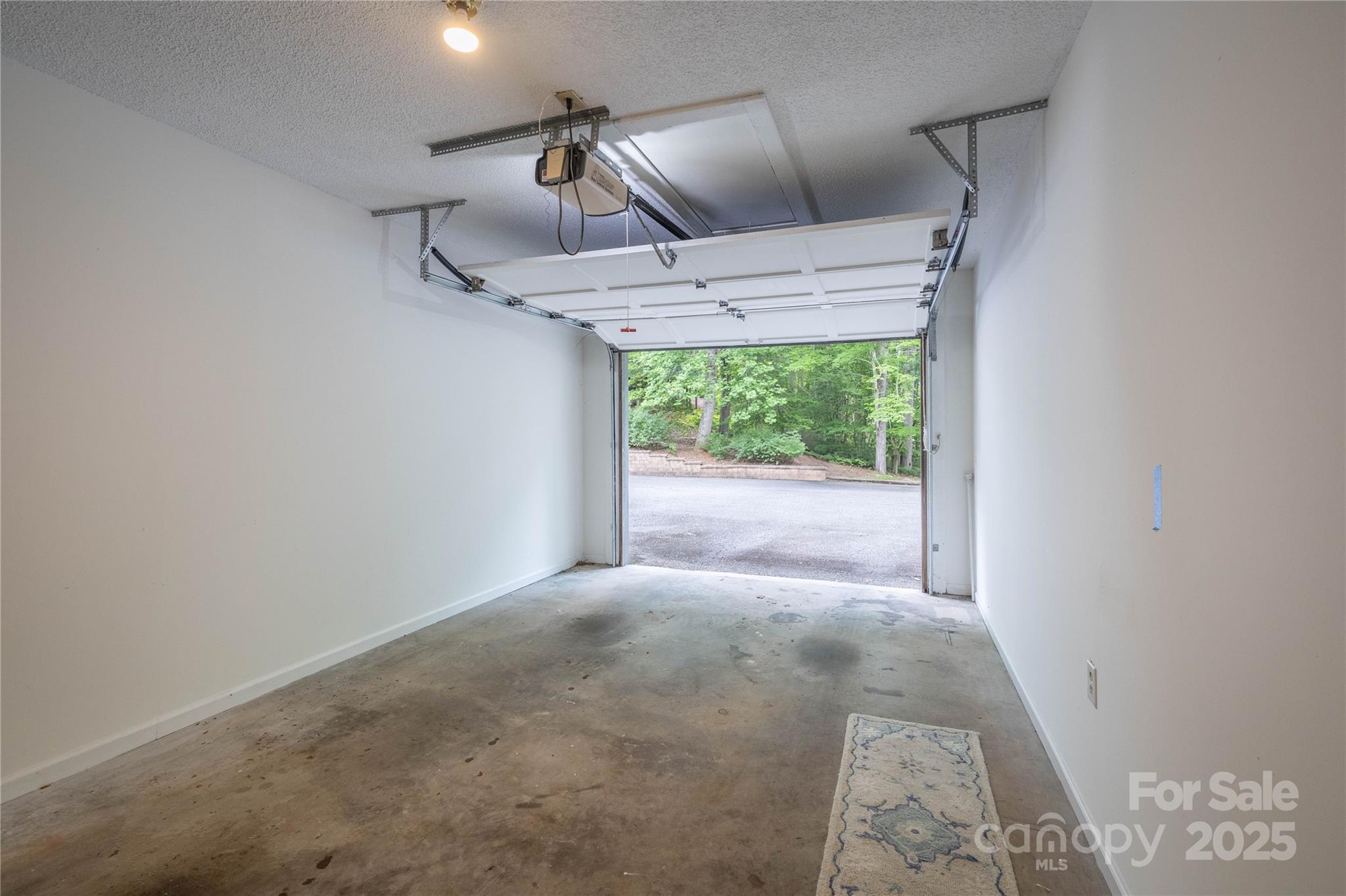 206 Independence Trail