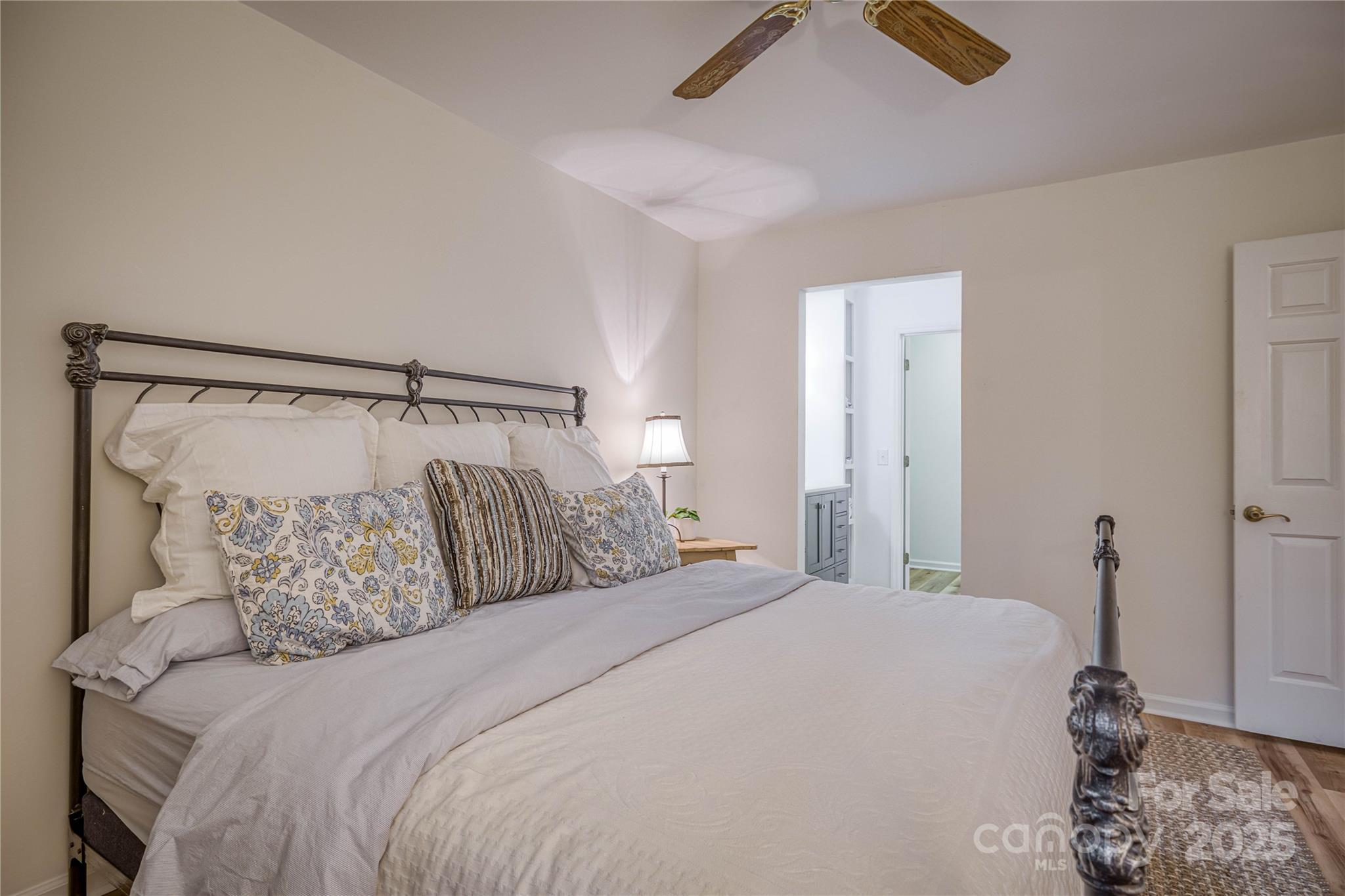 206 Independence Trail