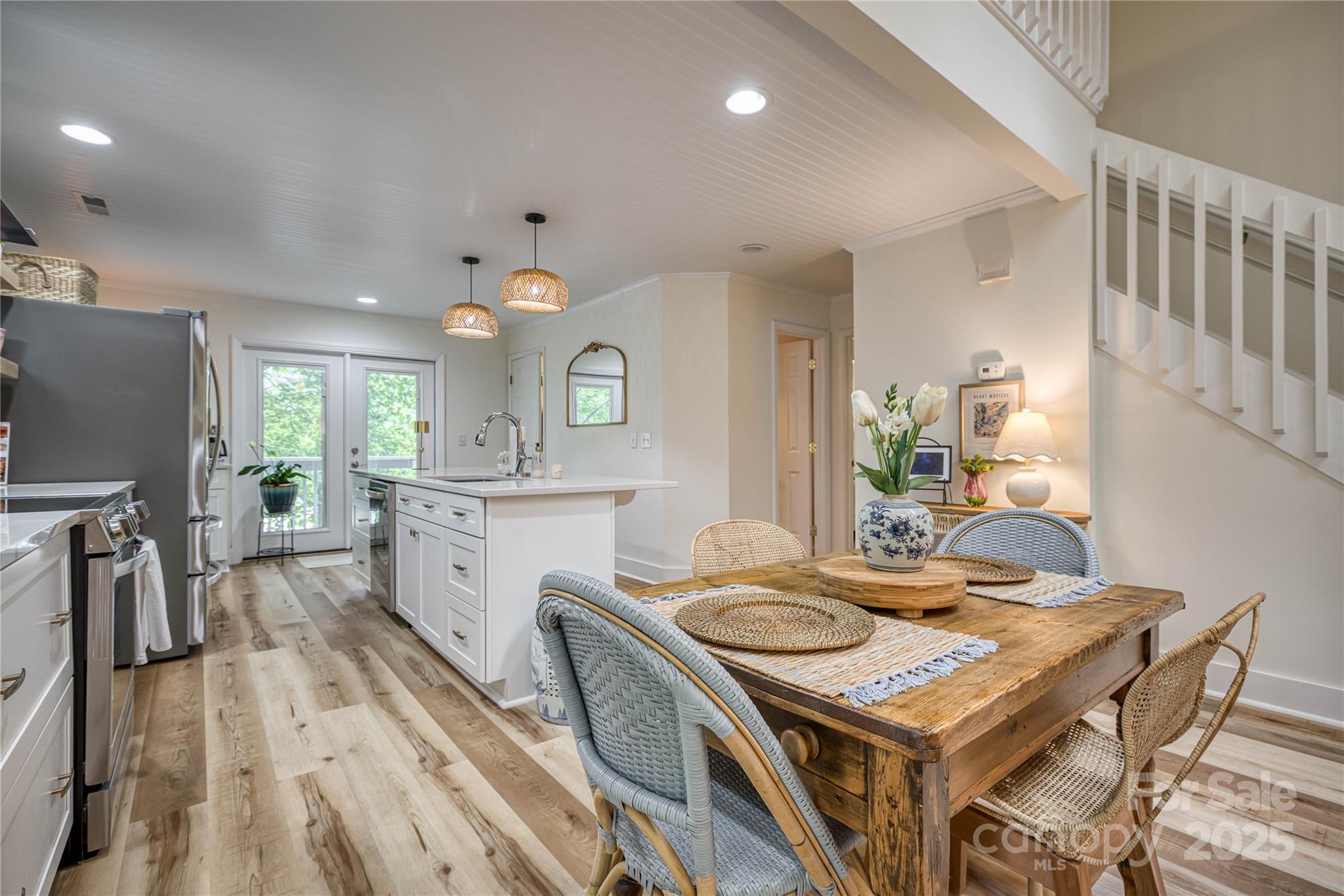 206 Independence Trail