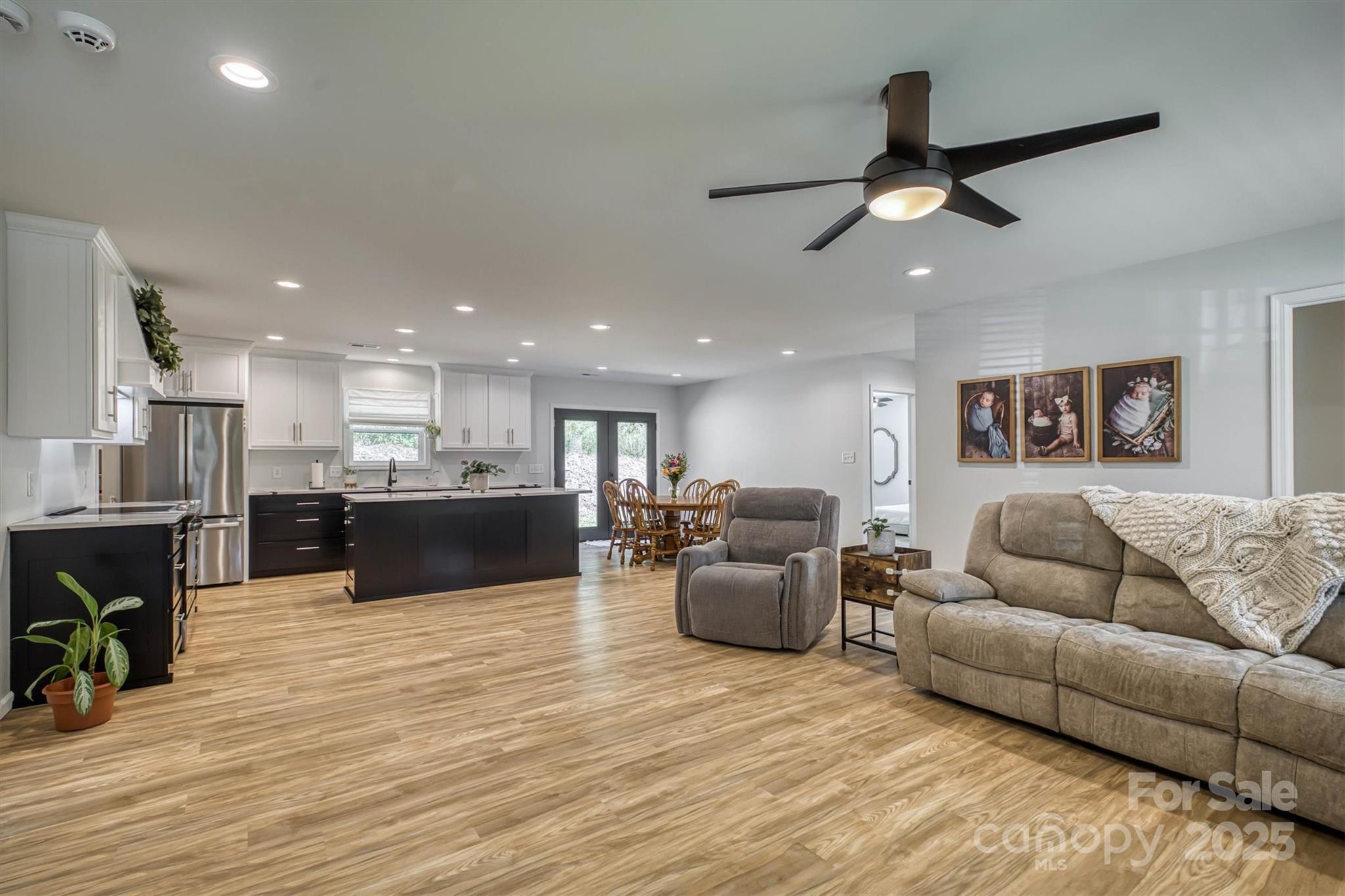 1173 Coffey Way