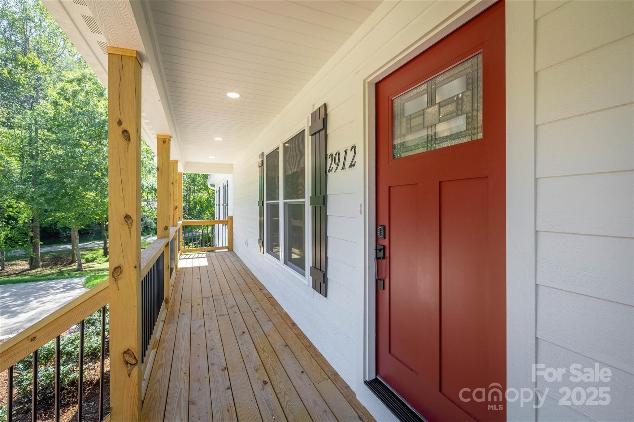 2912 Woodstream Drive