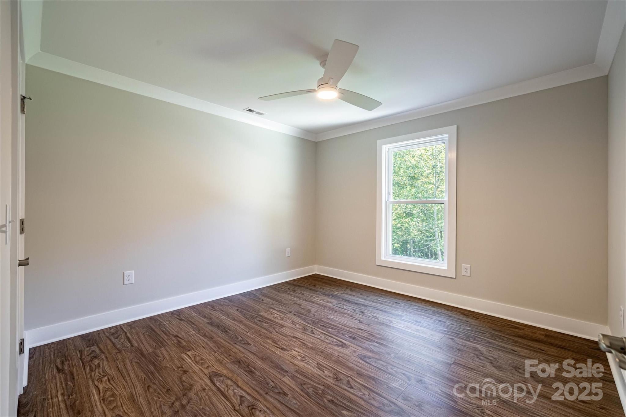 2912 Woodstream Drive