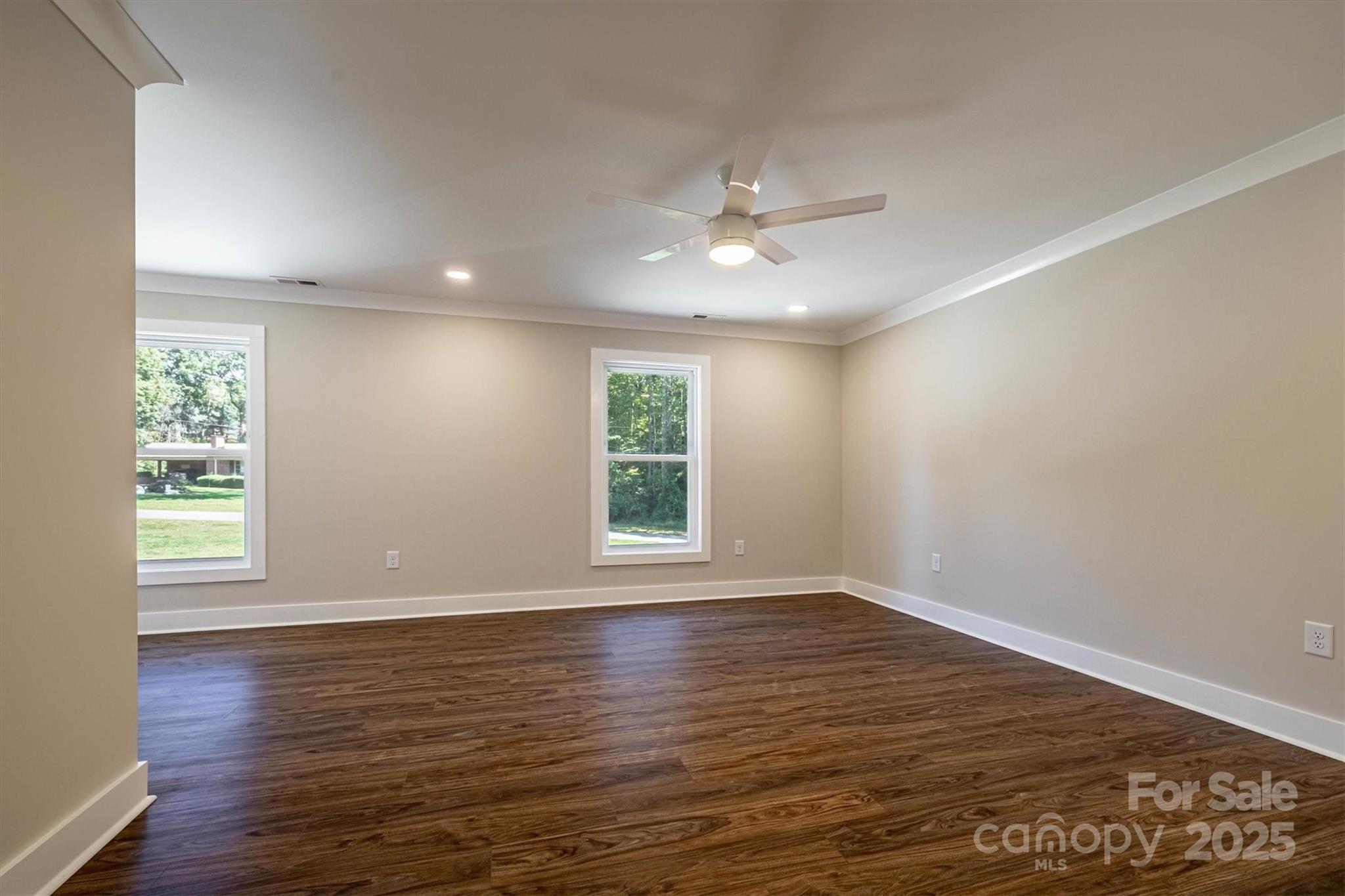 2912 Woodstream Drive