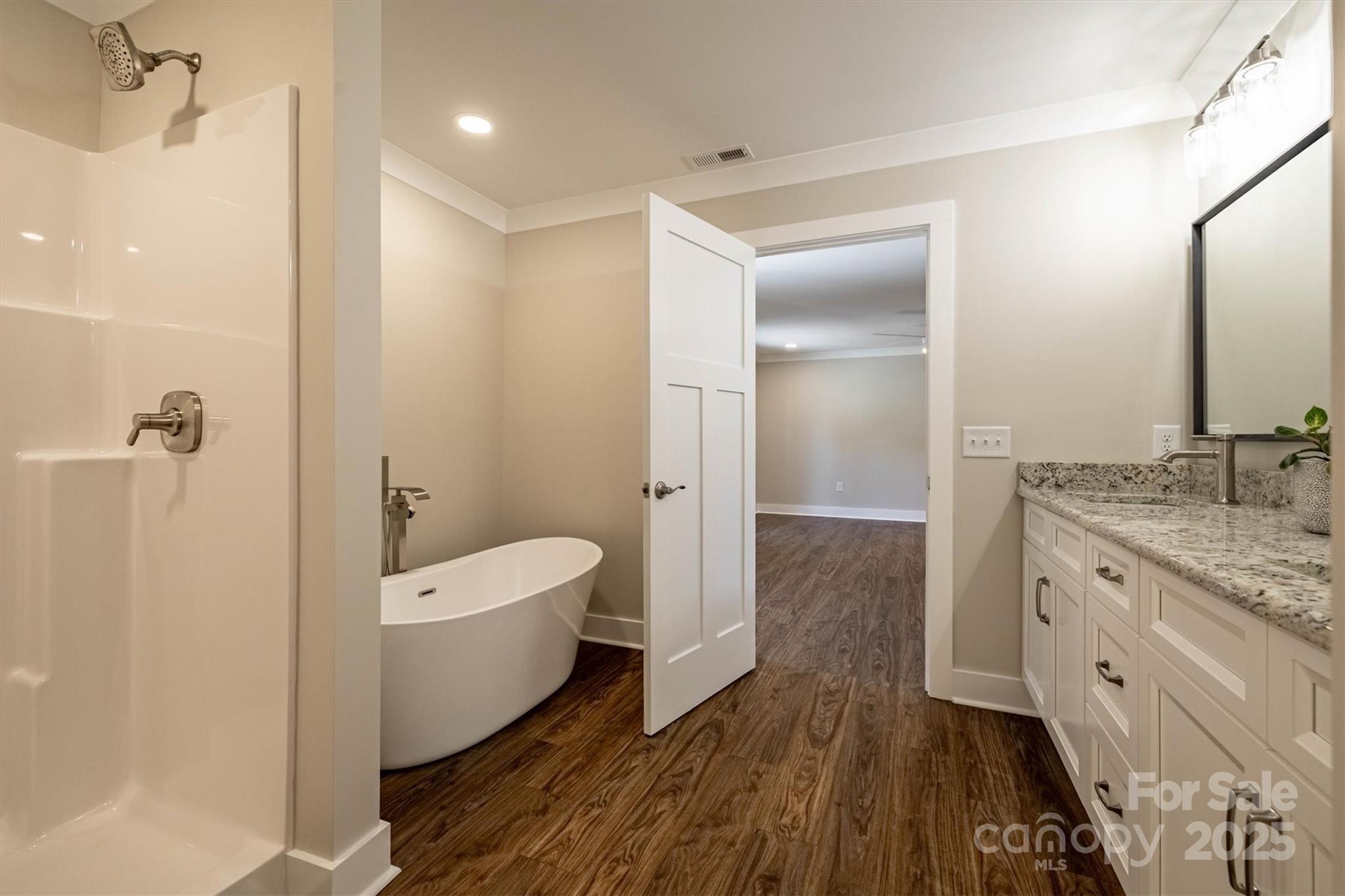 2912 Woodstream Drive