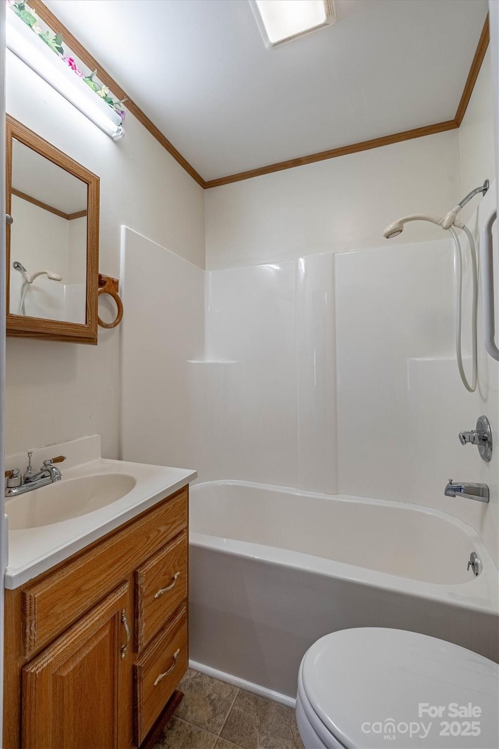 609 E Concord Street