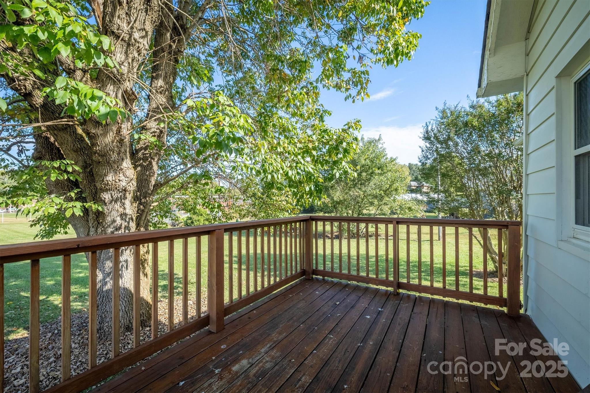 609 E Concord Street