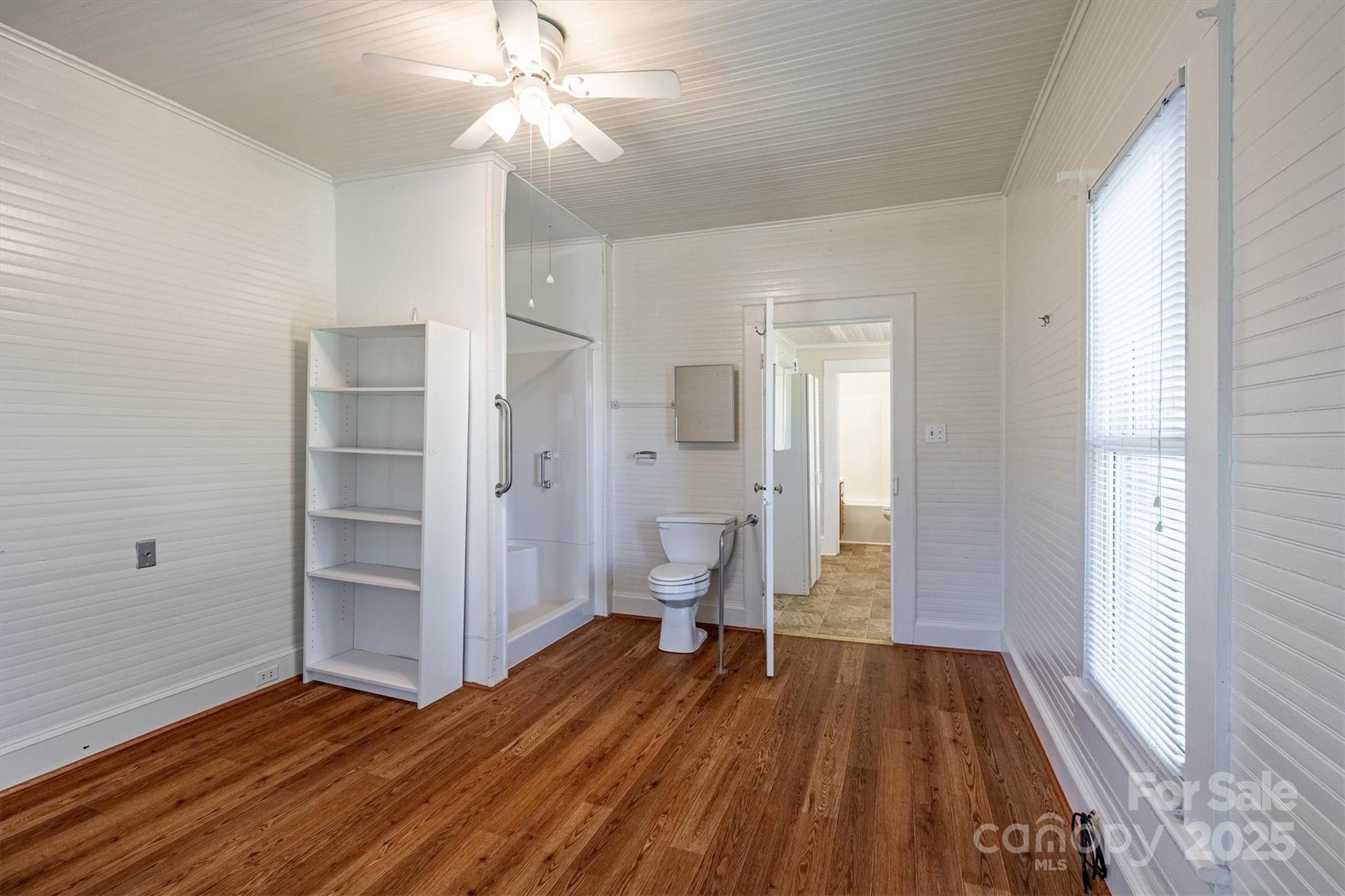 609 E Concord Street