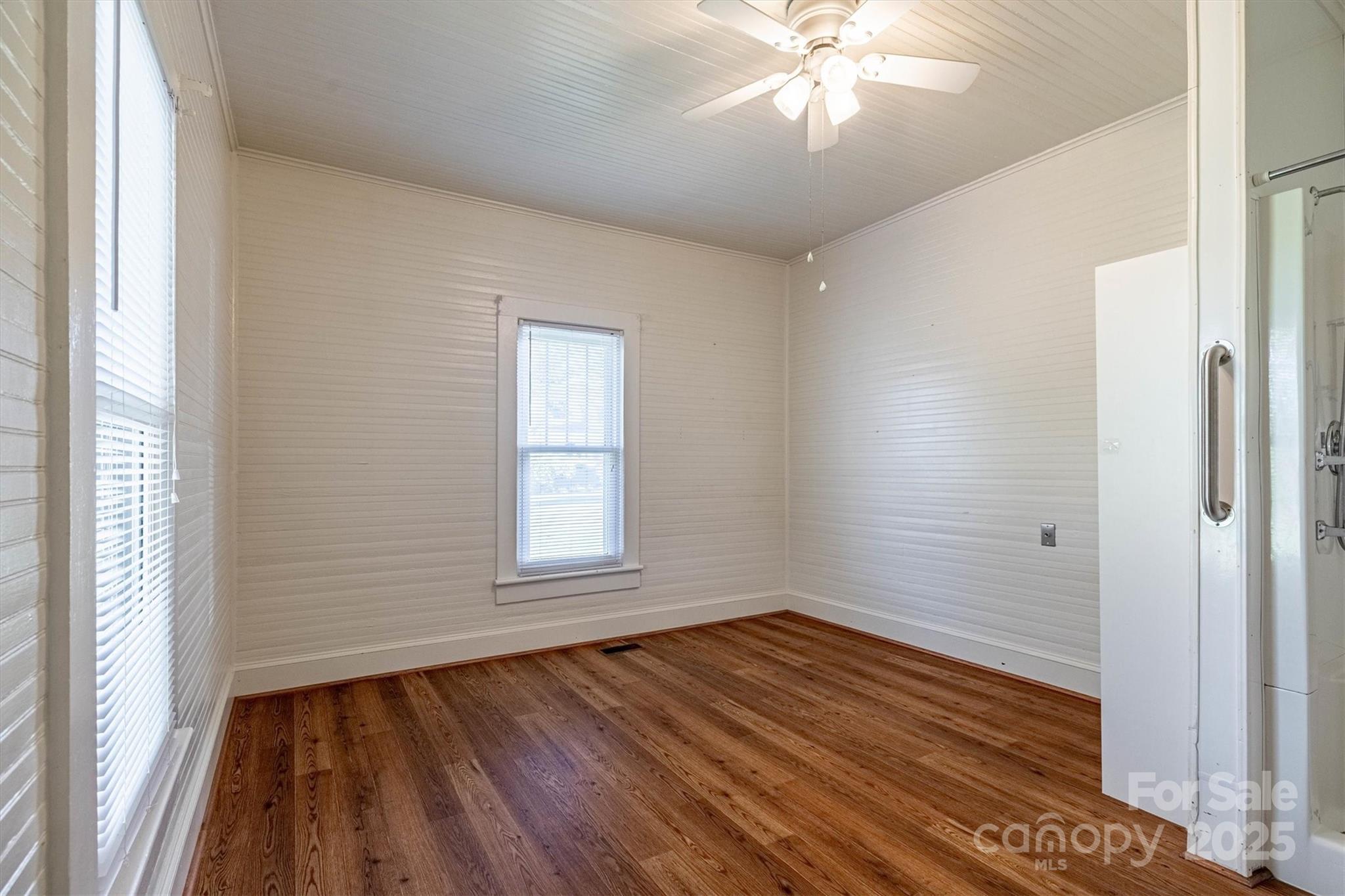 609 E Concord Street