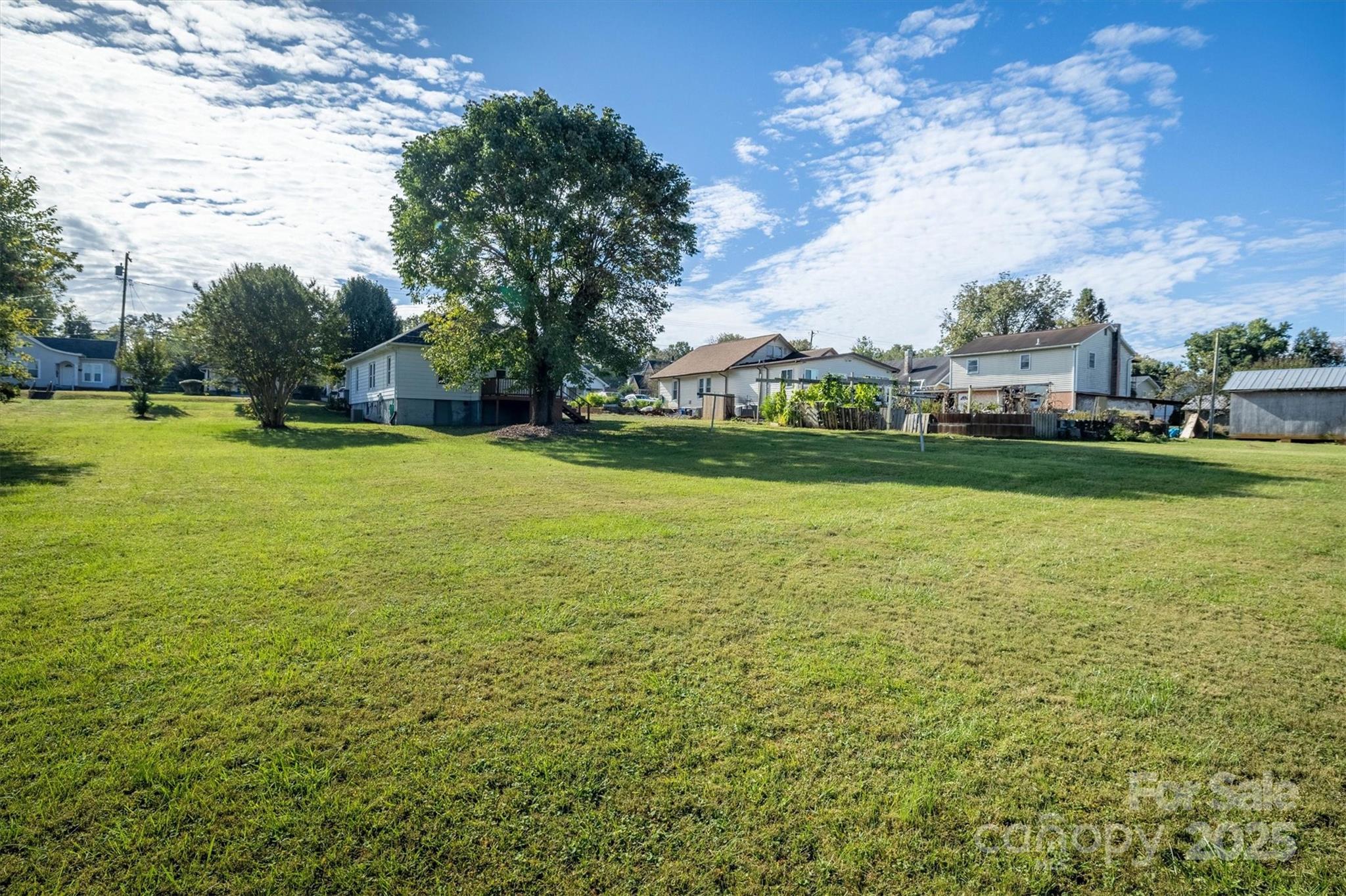 609 E Concord Street