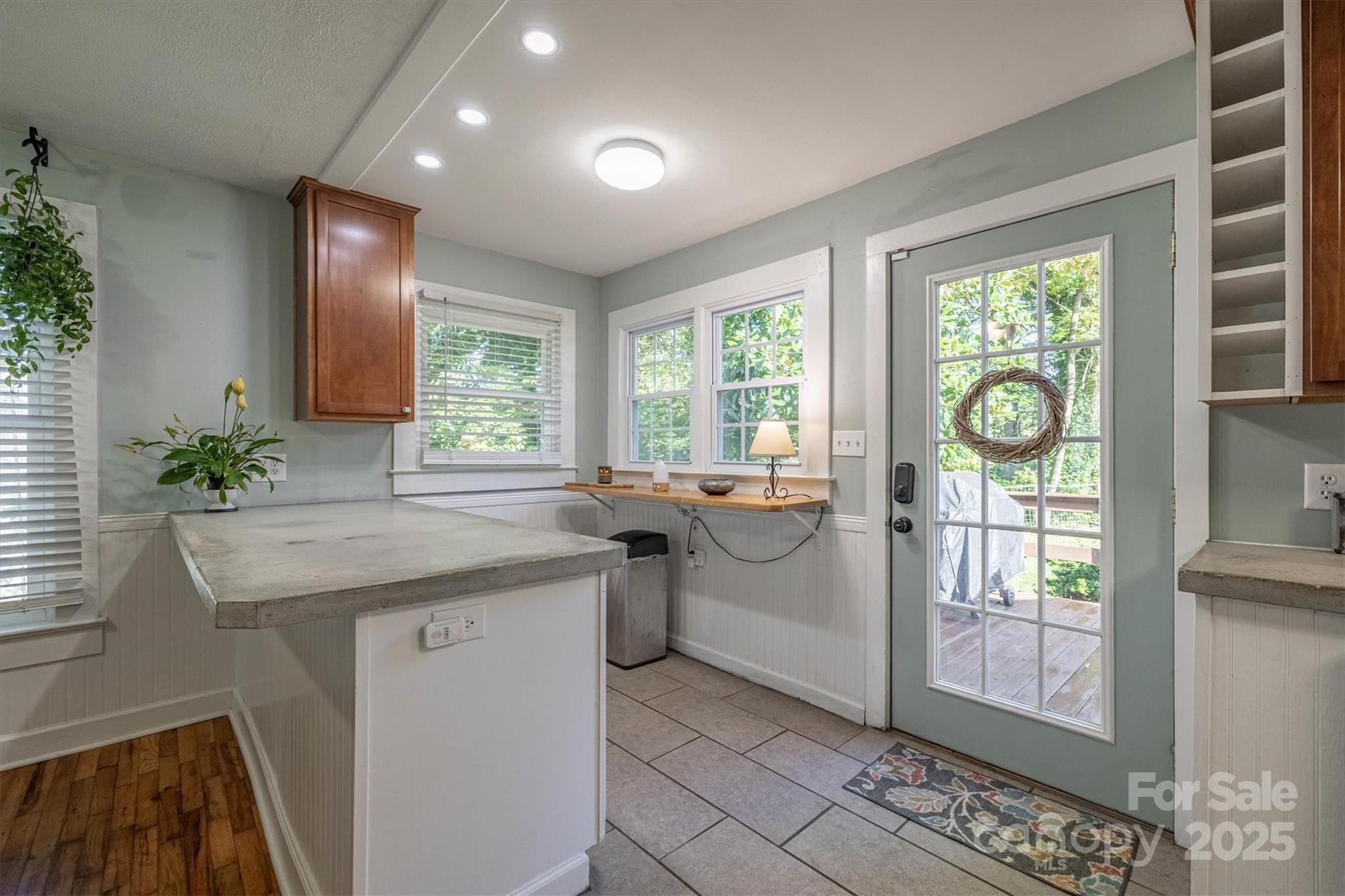 244 N Anderson Street