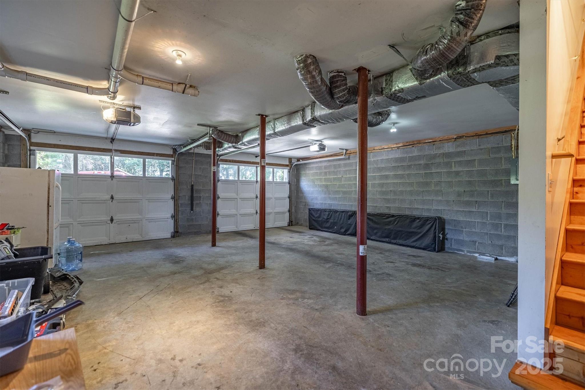 1341 36th Avenue Drive NE