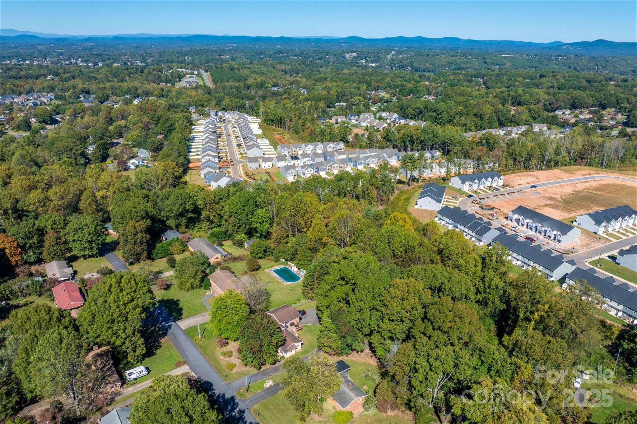 1341 36th Avenue Drive NE