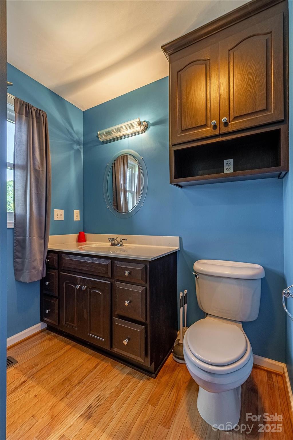 1341 36th Avenue Drive NE