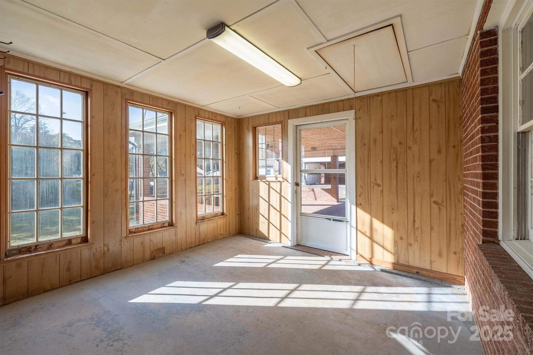 2986 Green Pasture Lane