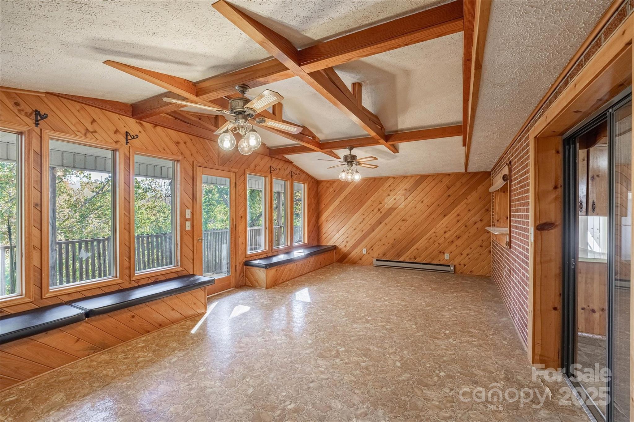 2986 Green Pasture Lane