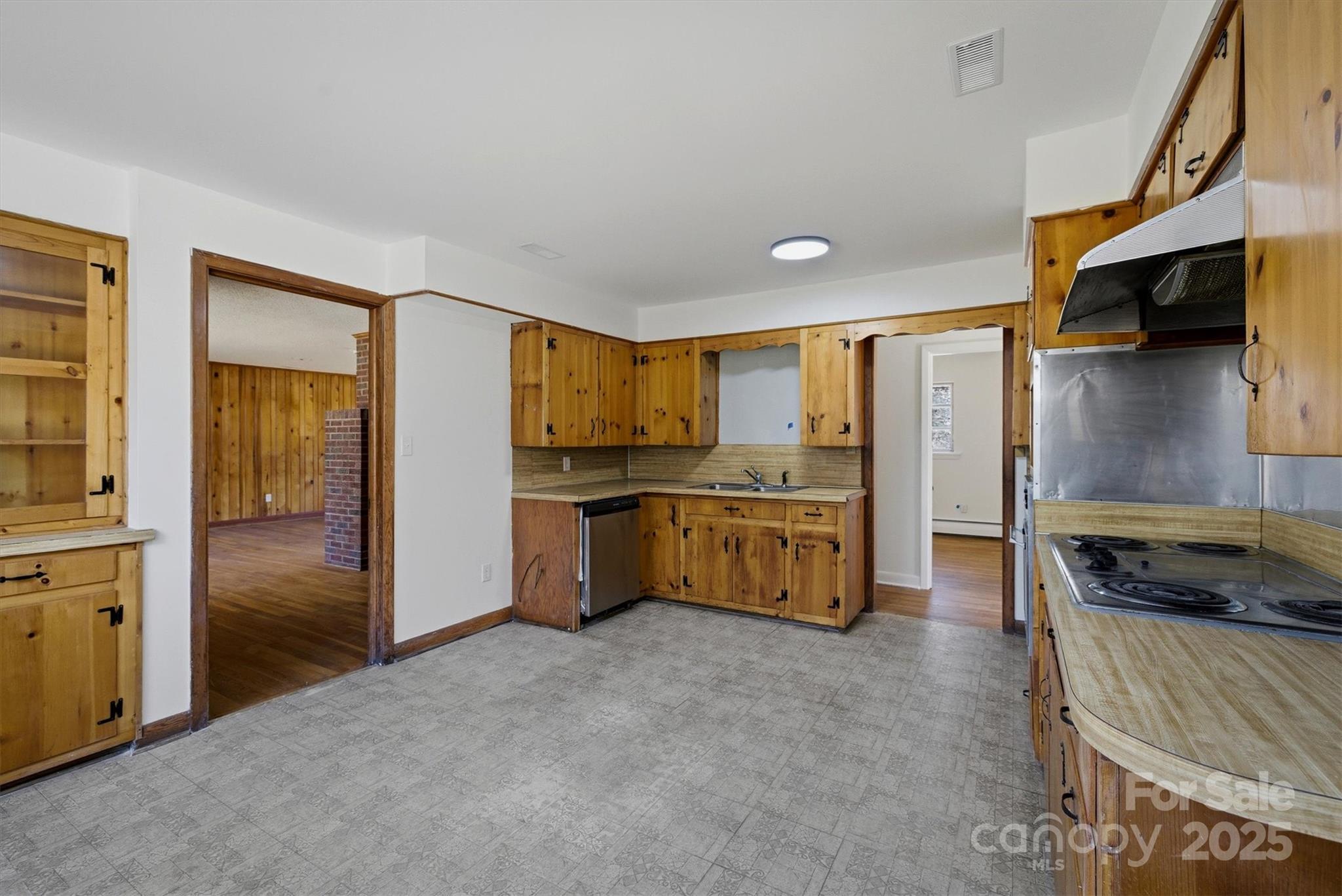 2705 W US 70 Highway