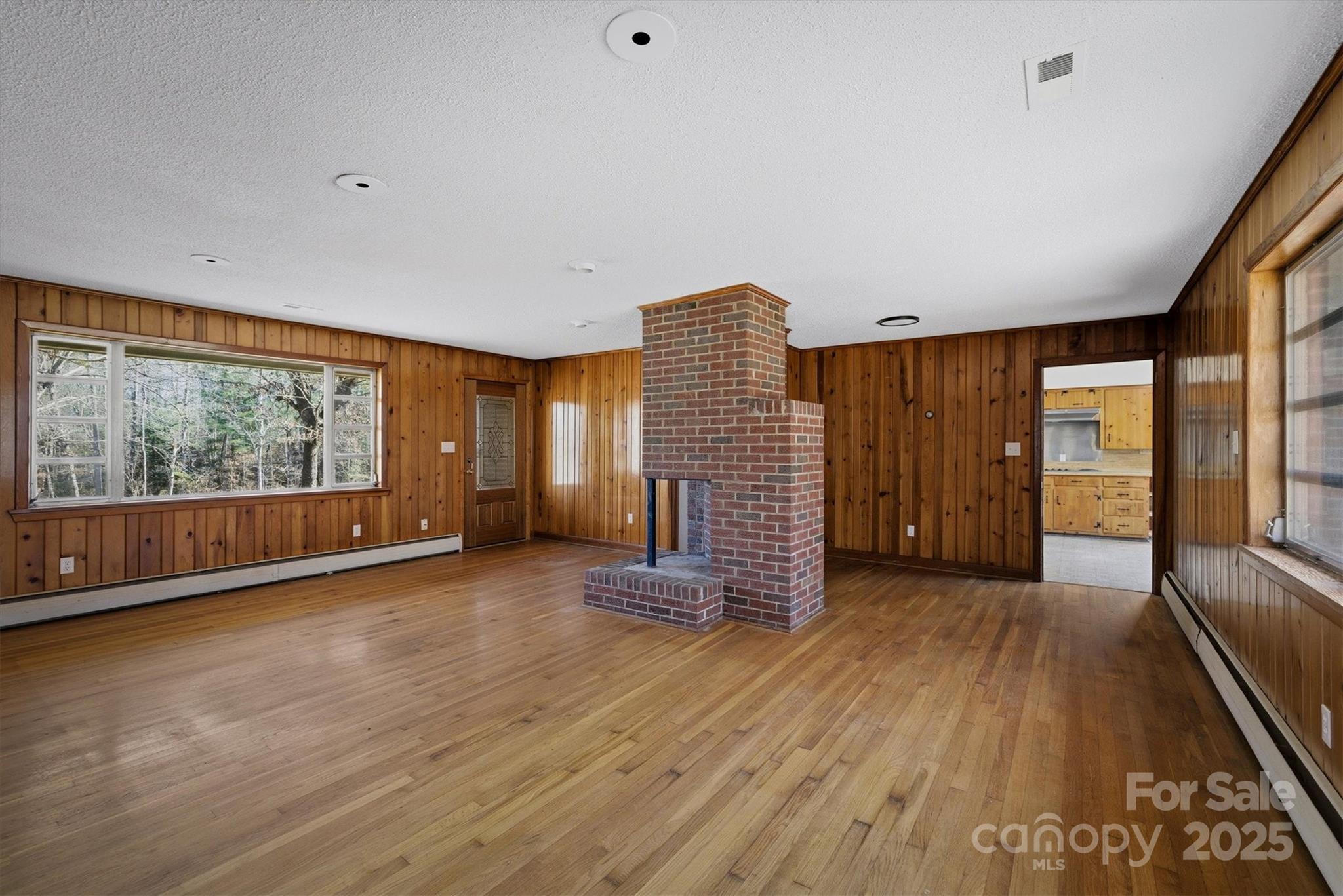 2705 W US 70 Highway