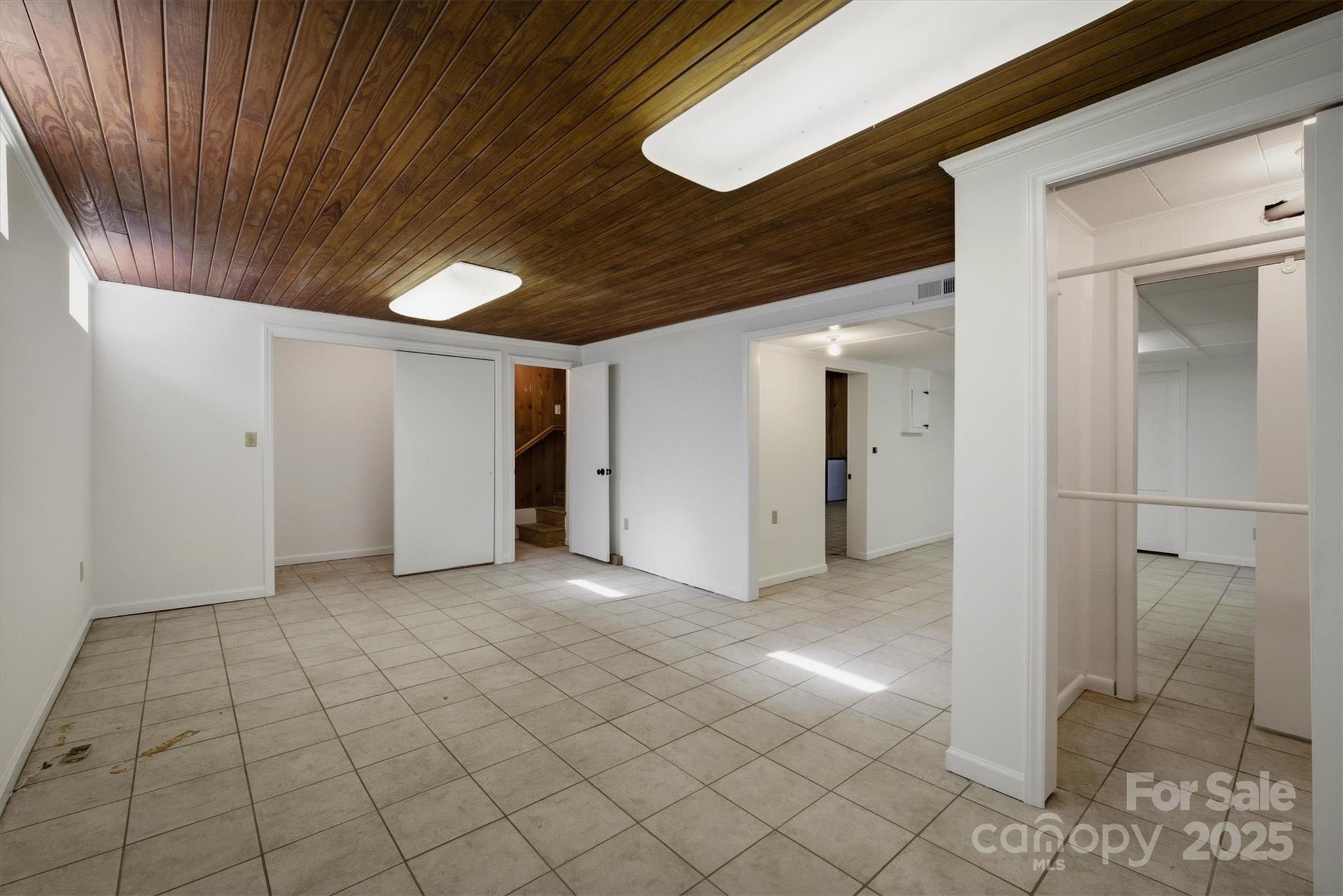 2705 W US 70 Highway