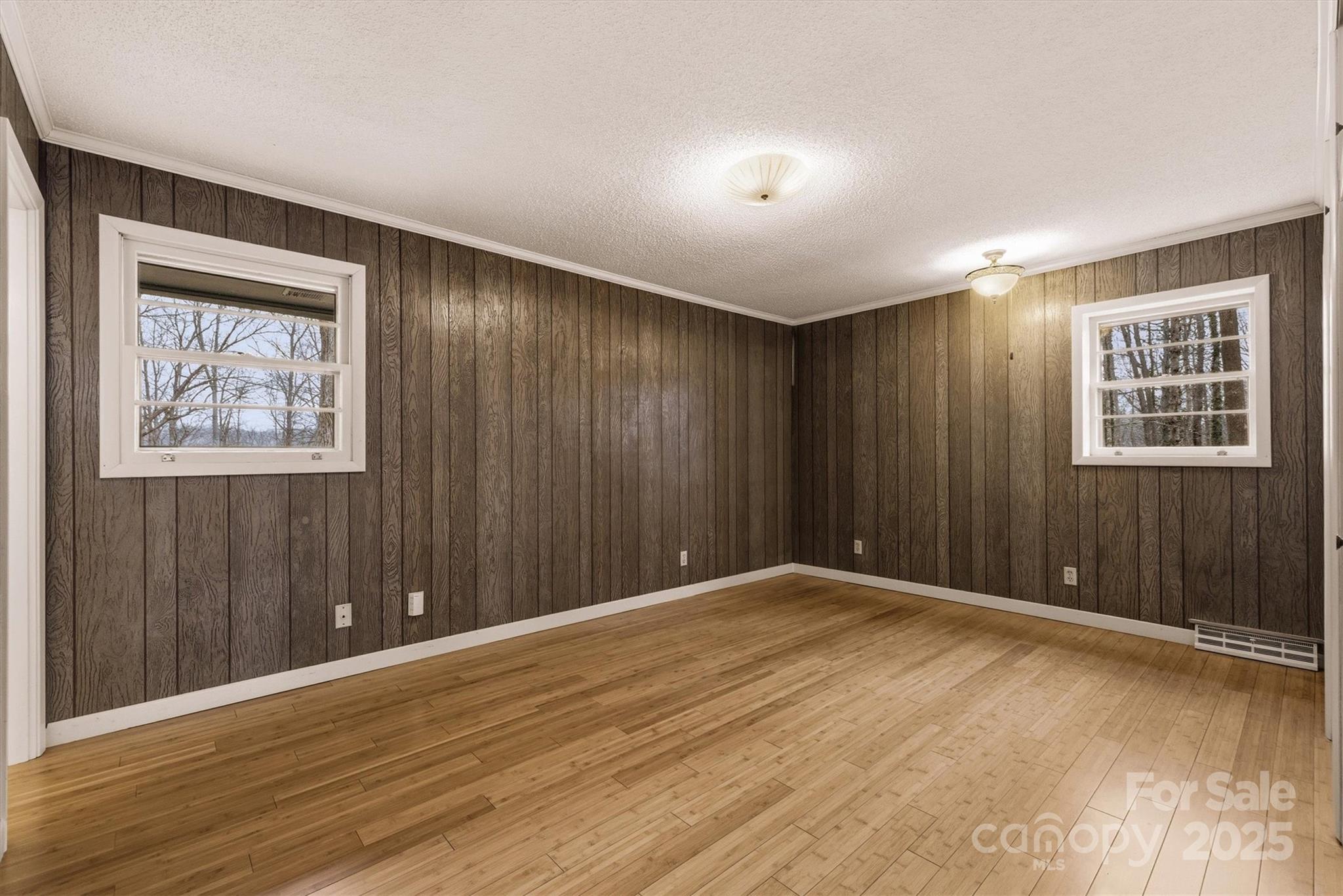 119 Crest Hill Drive