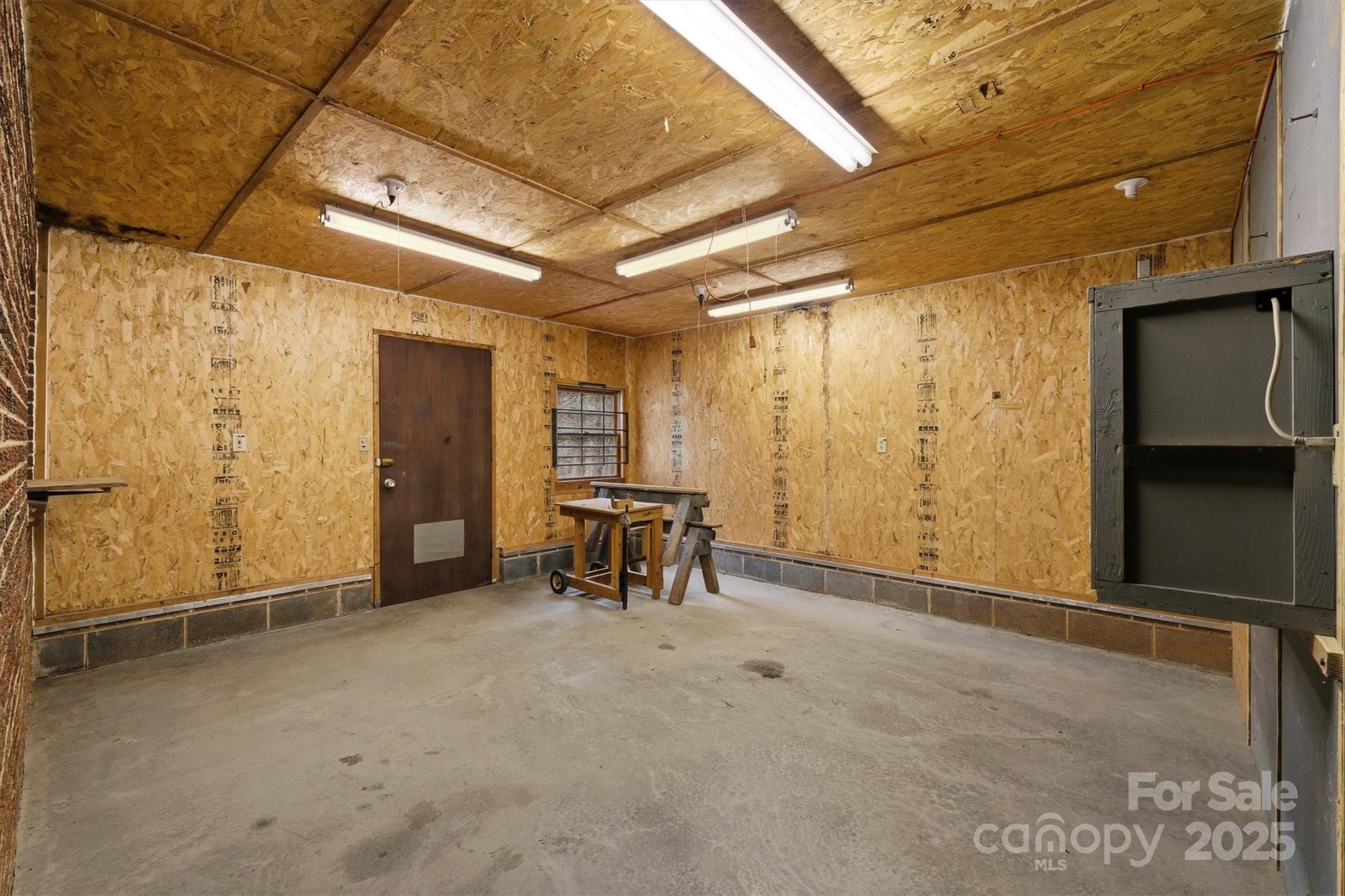 119 Crest Hill Drive