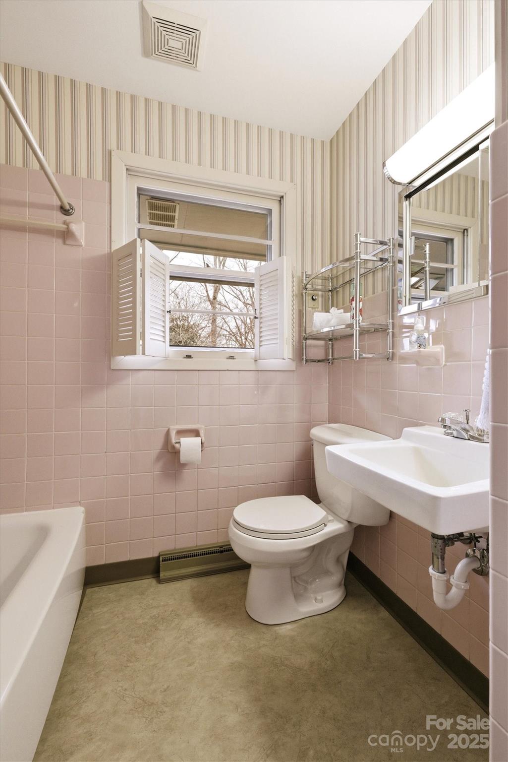 119 Crest Hill Drive