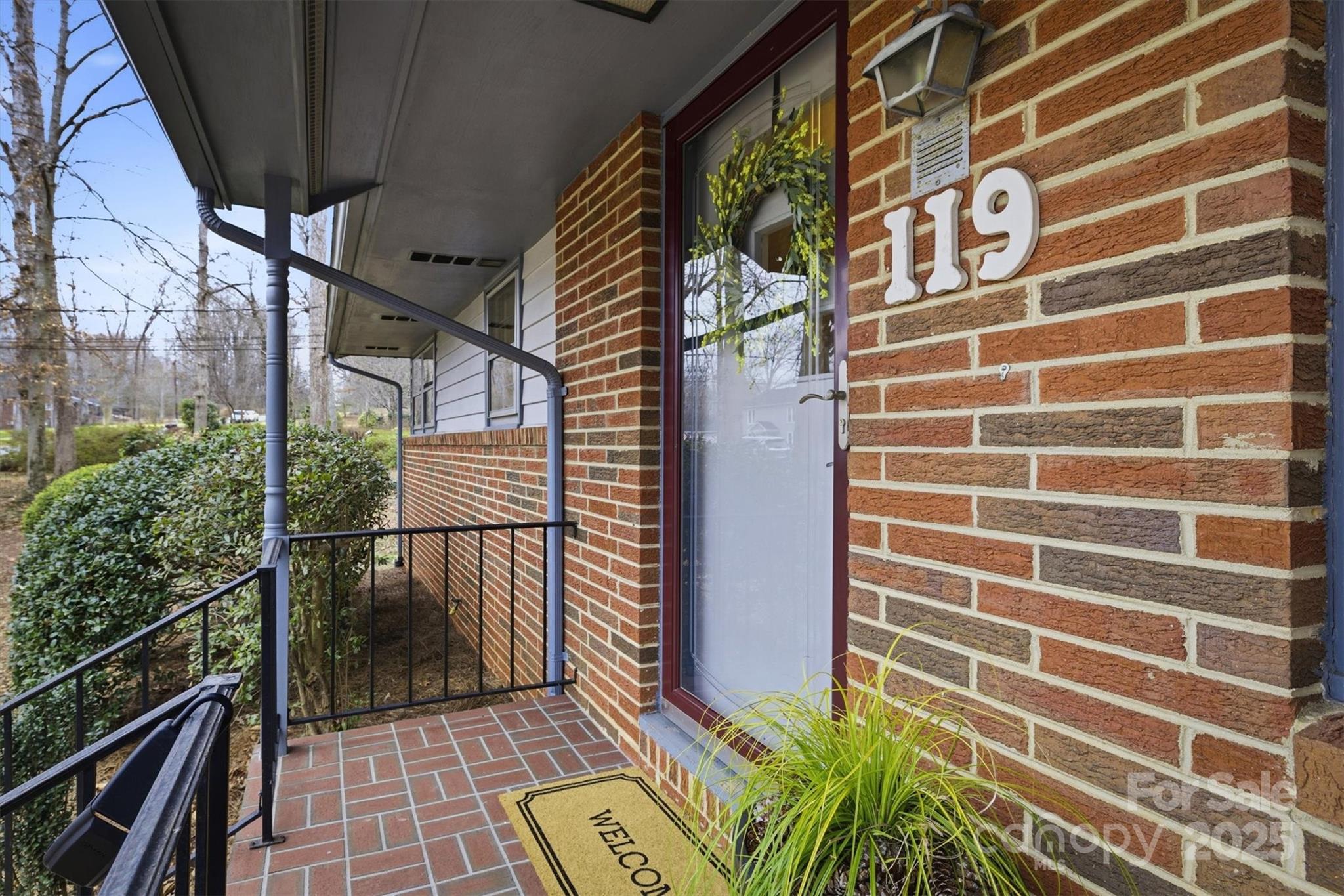 119 Crest Hill Drive