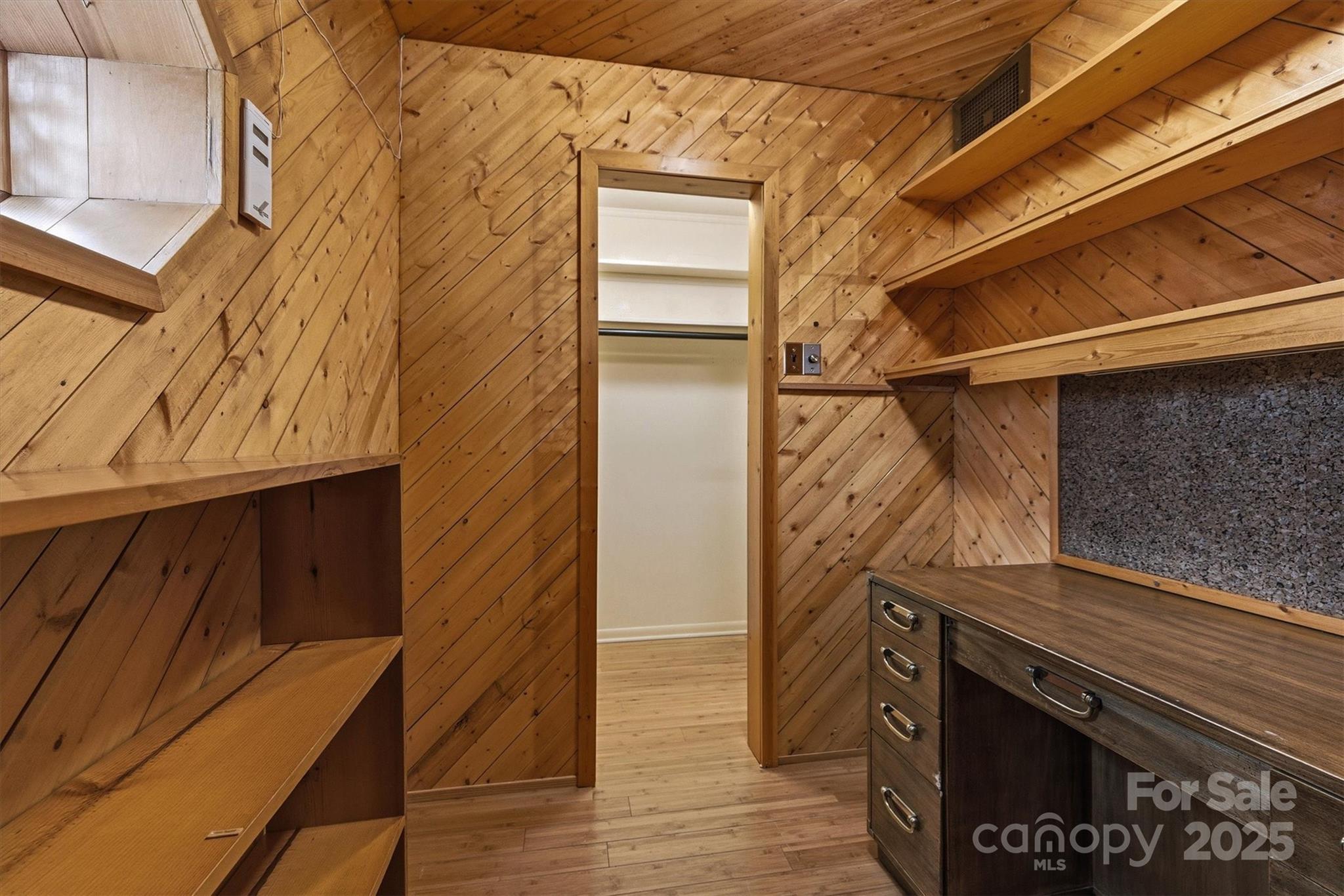 119 Crest Hill Drive