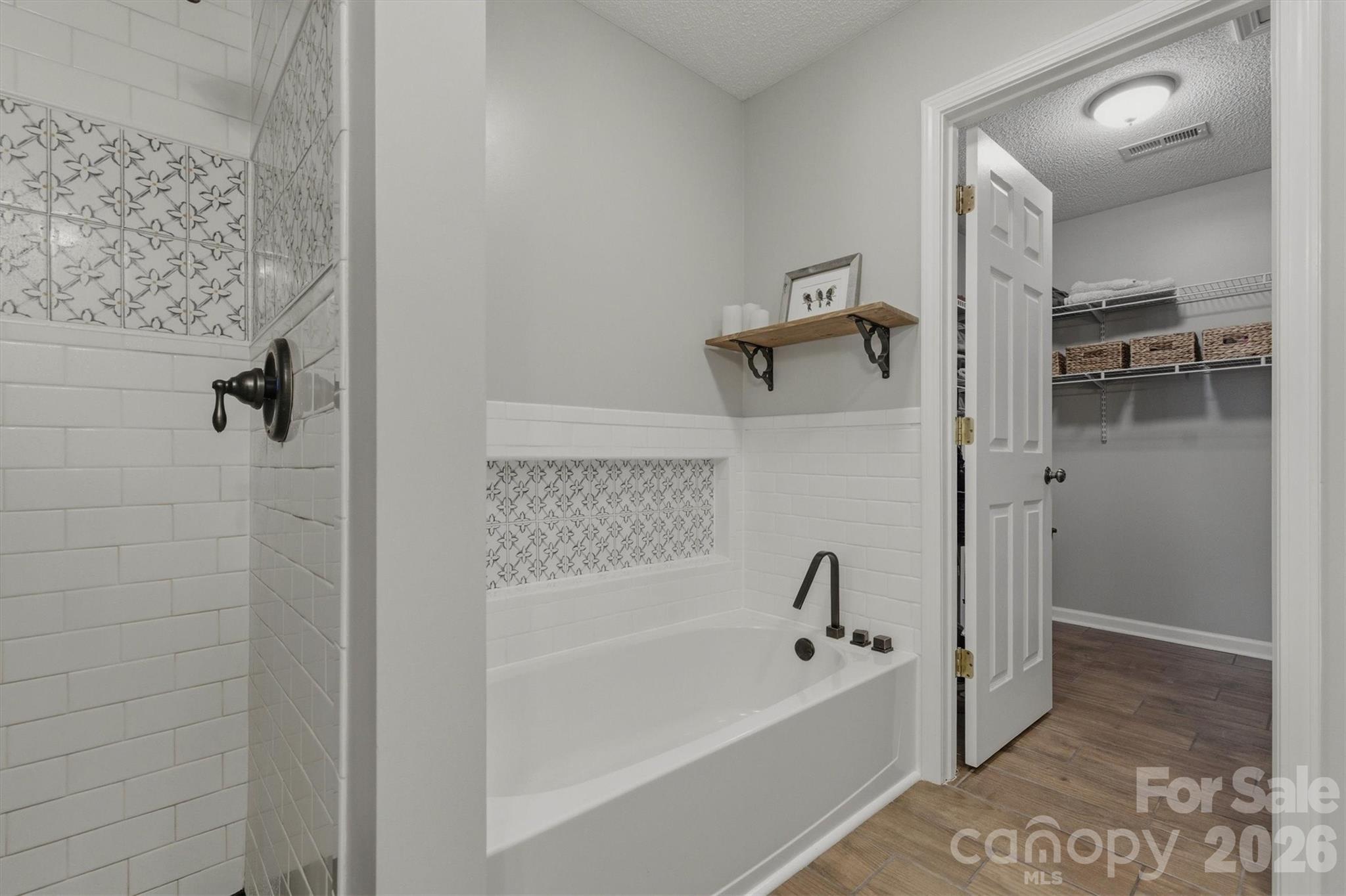 116 Deer Creek Drive