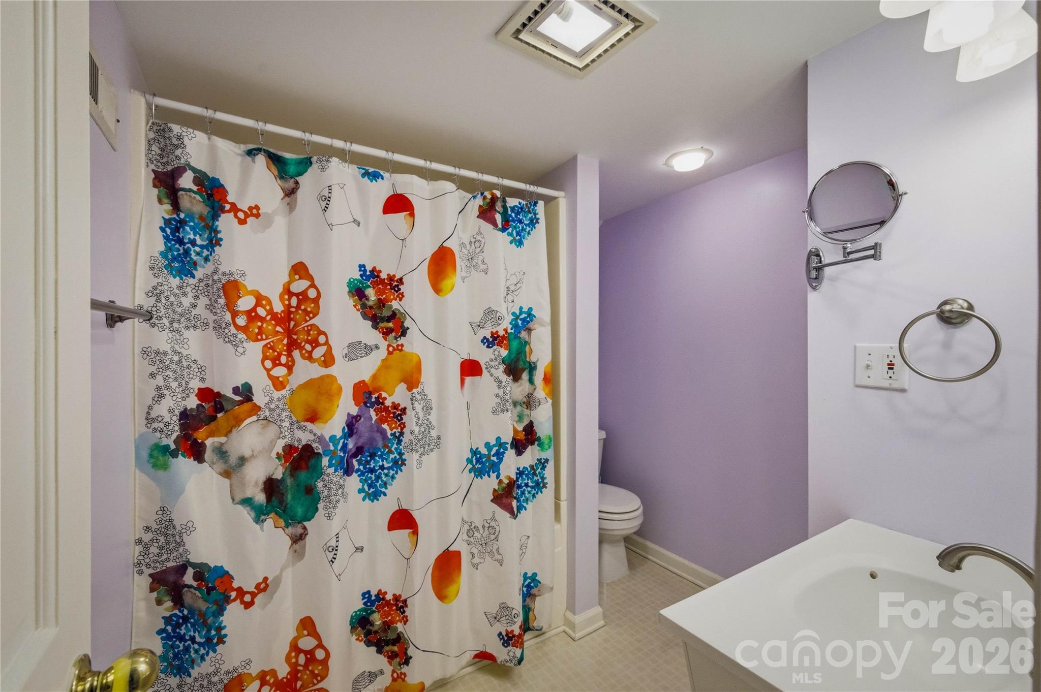 917 Zeline Avenue NE