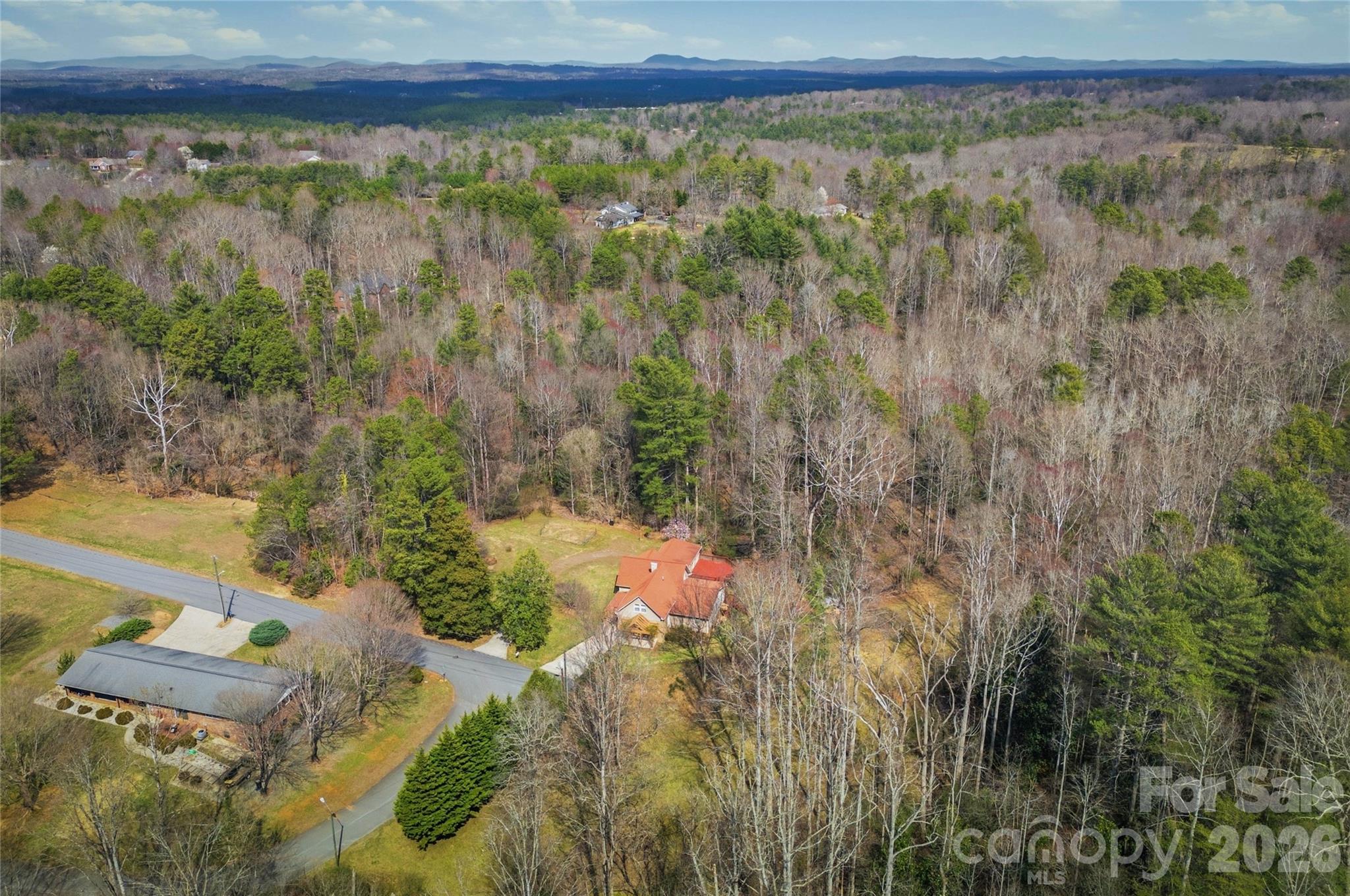 917 Zeline Avenue NE