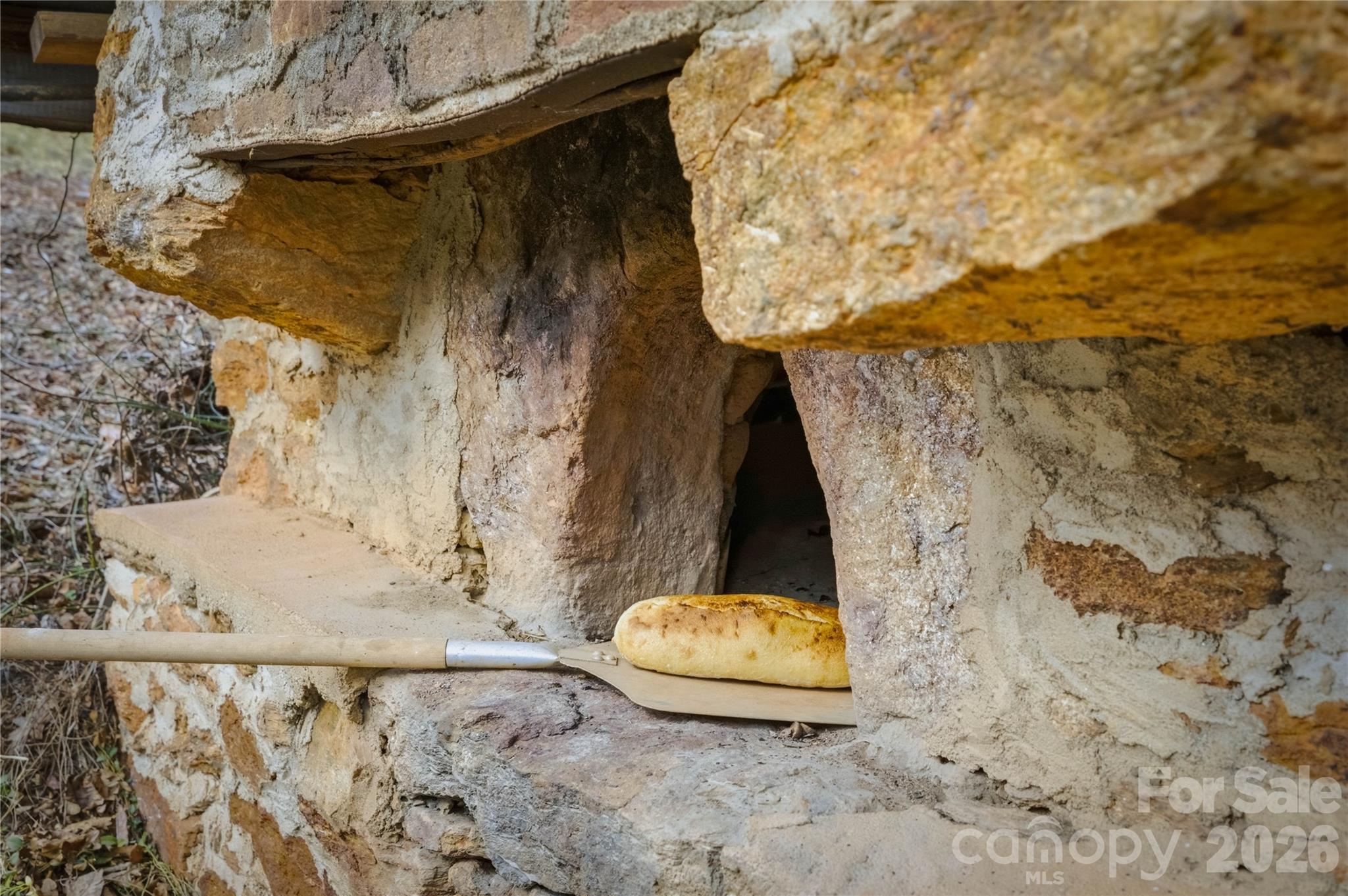 917 Zeline Avenue NE