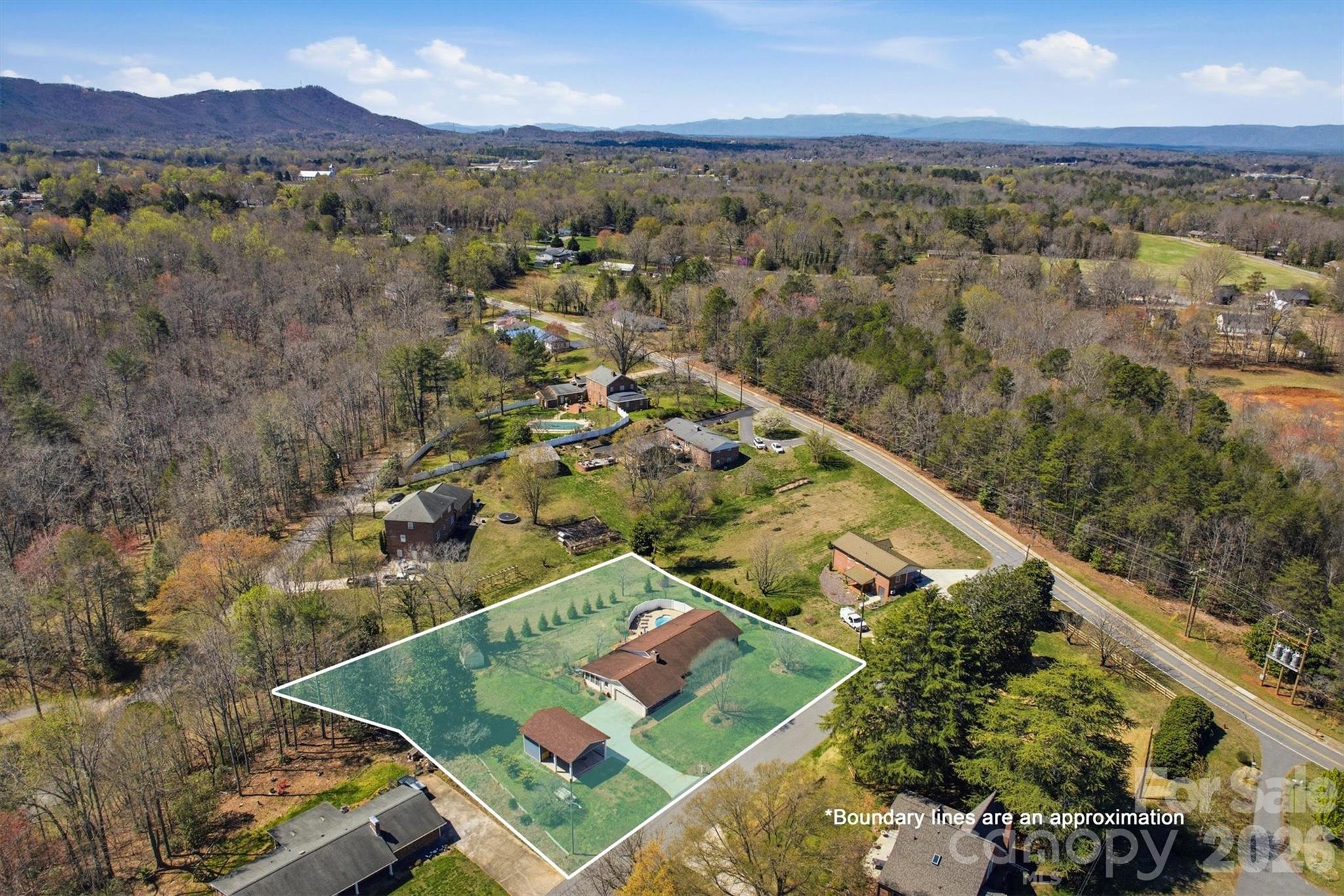 900 Magnolia Avenue NE