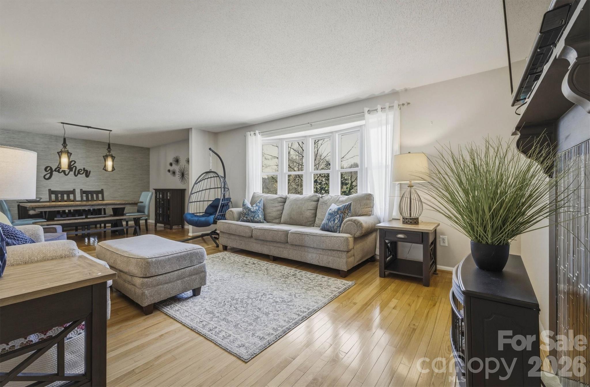 900 Magnolia Avenue NE