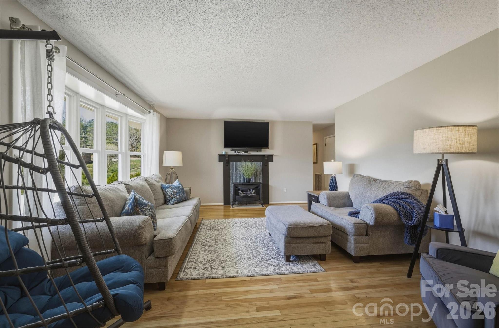 900 Magnolia Avenue NE