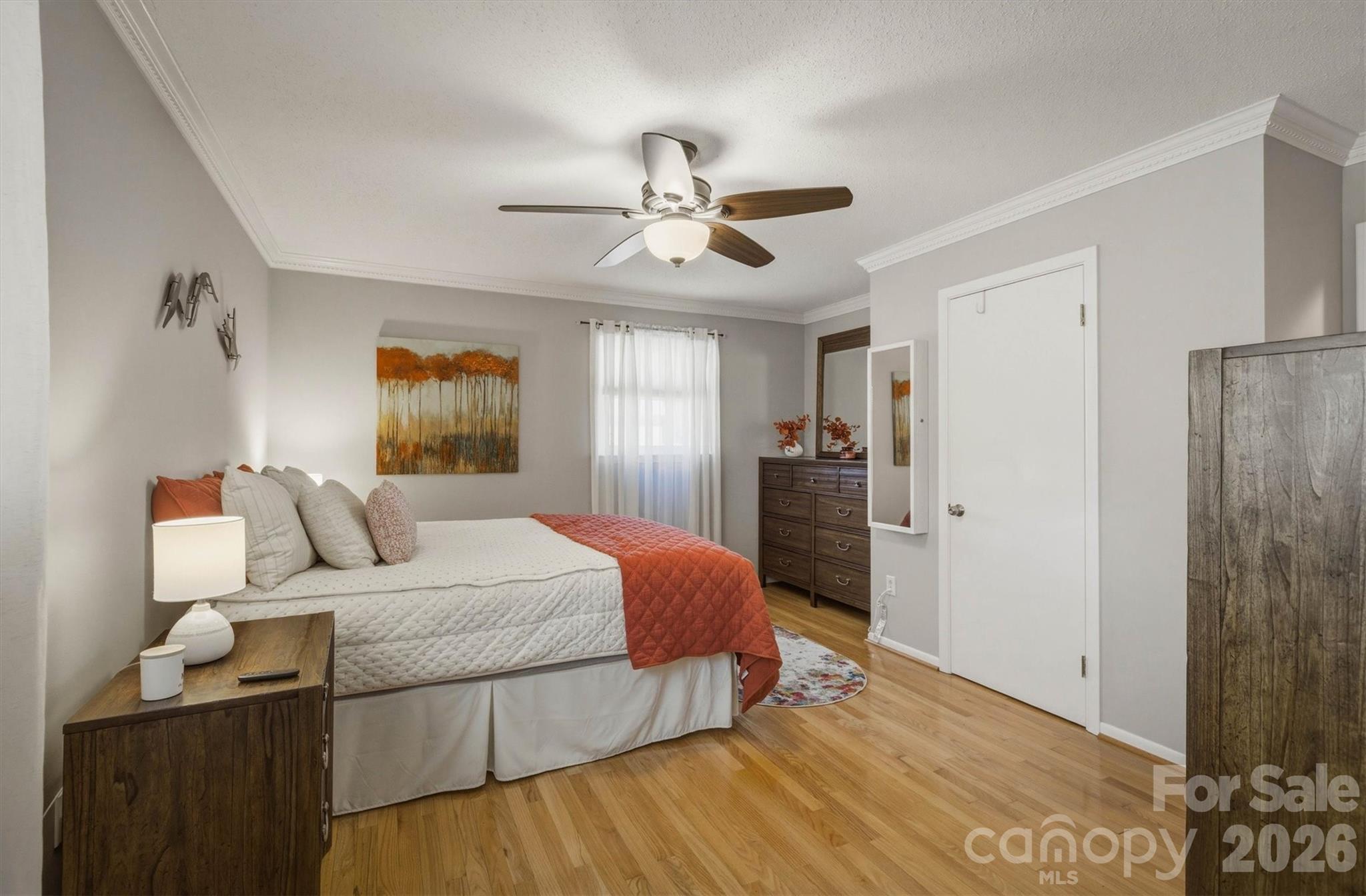 900 Magnolia Avenue NE