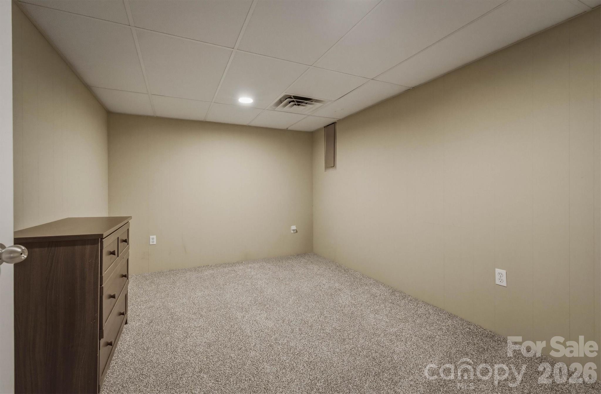 900 Magnolia Avenue NE