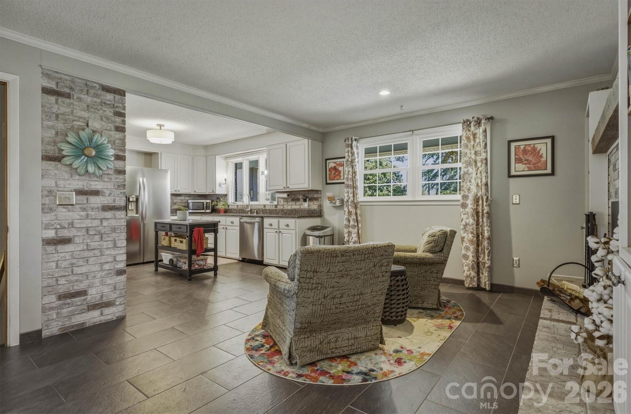 900 Magnolia Avenue NE