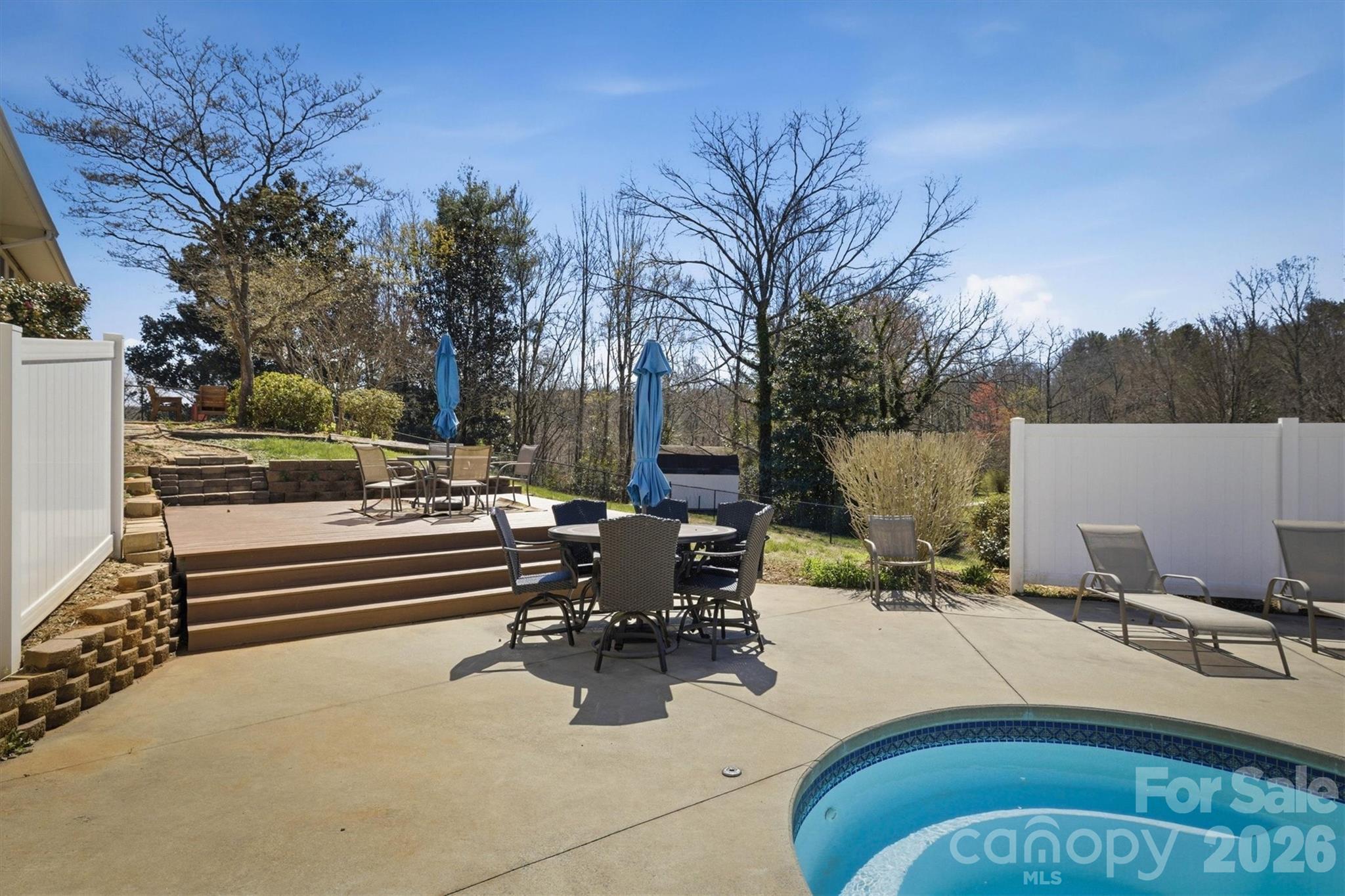 900 Magnolia Avenue NE