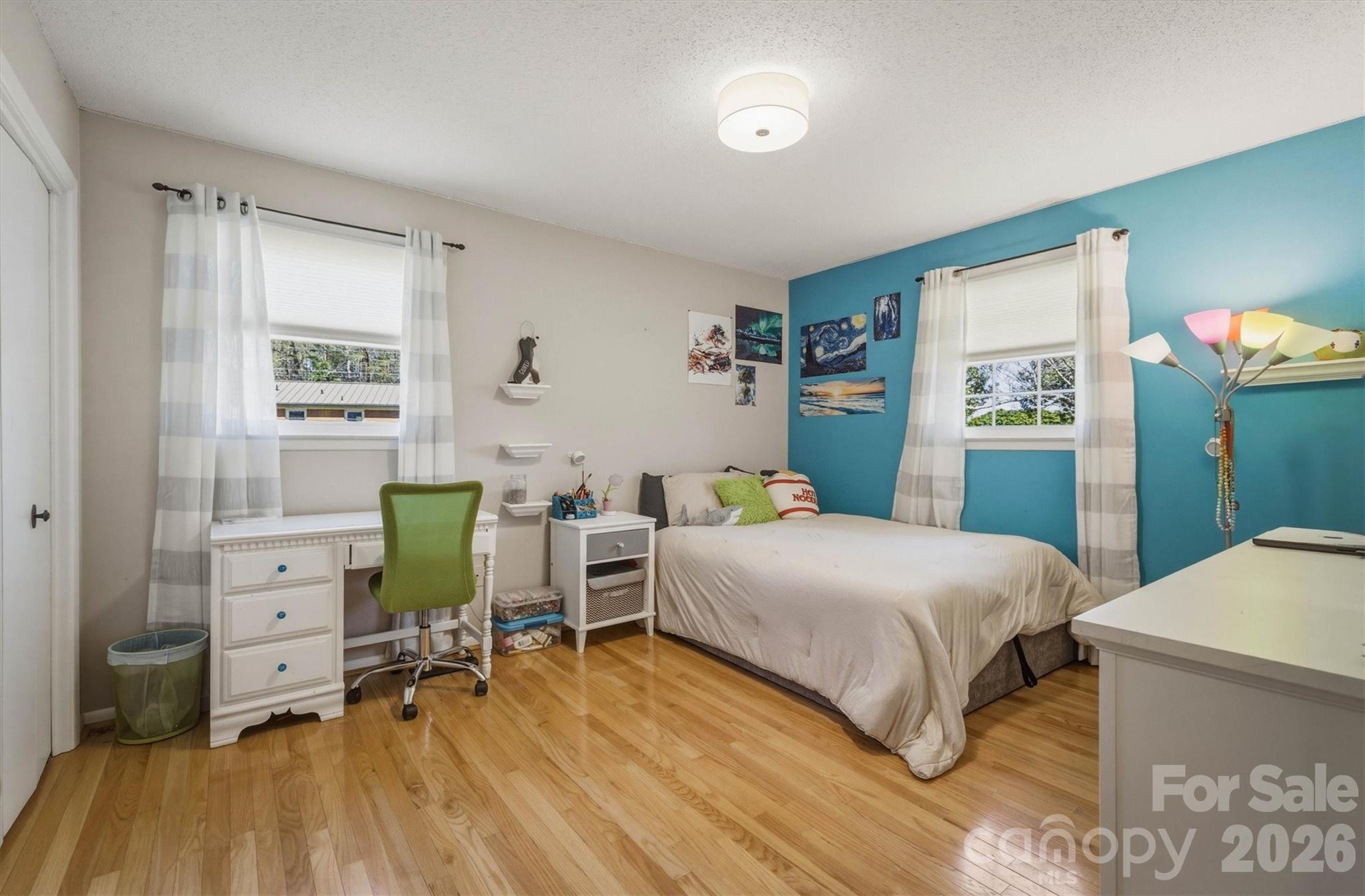 900 Magnolia Avenue NE