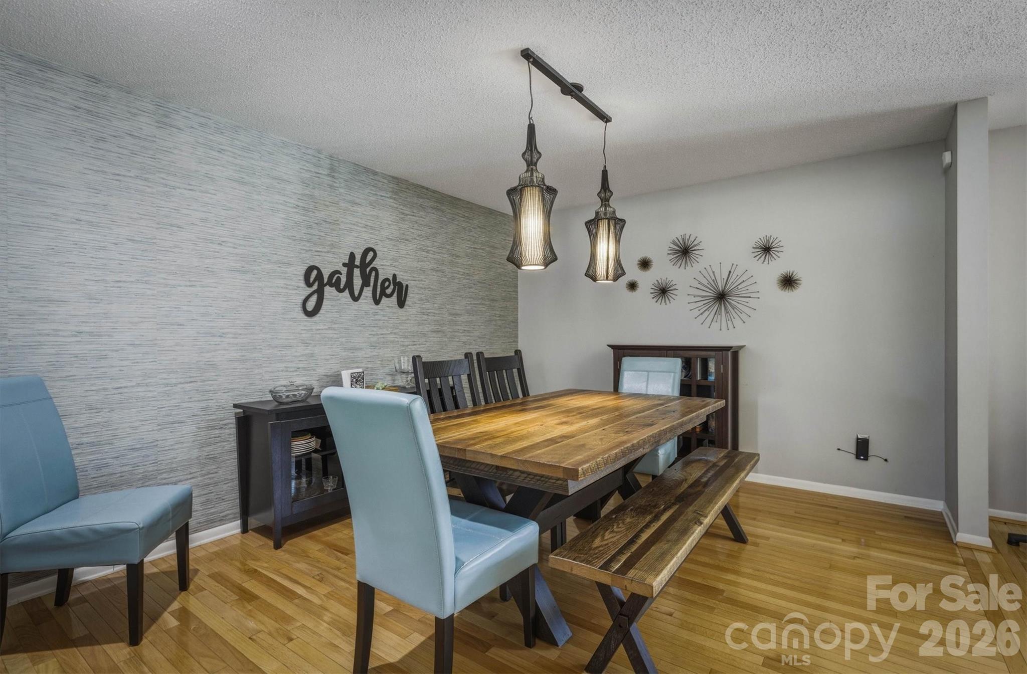 900 Magnolia Avenue NE