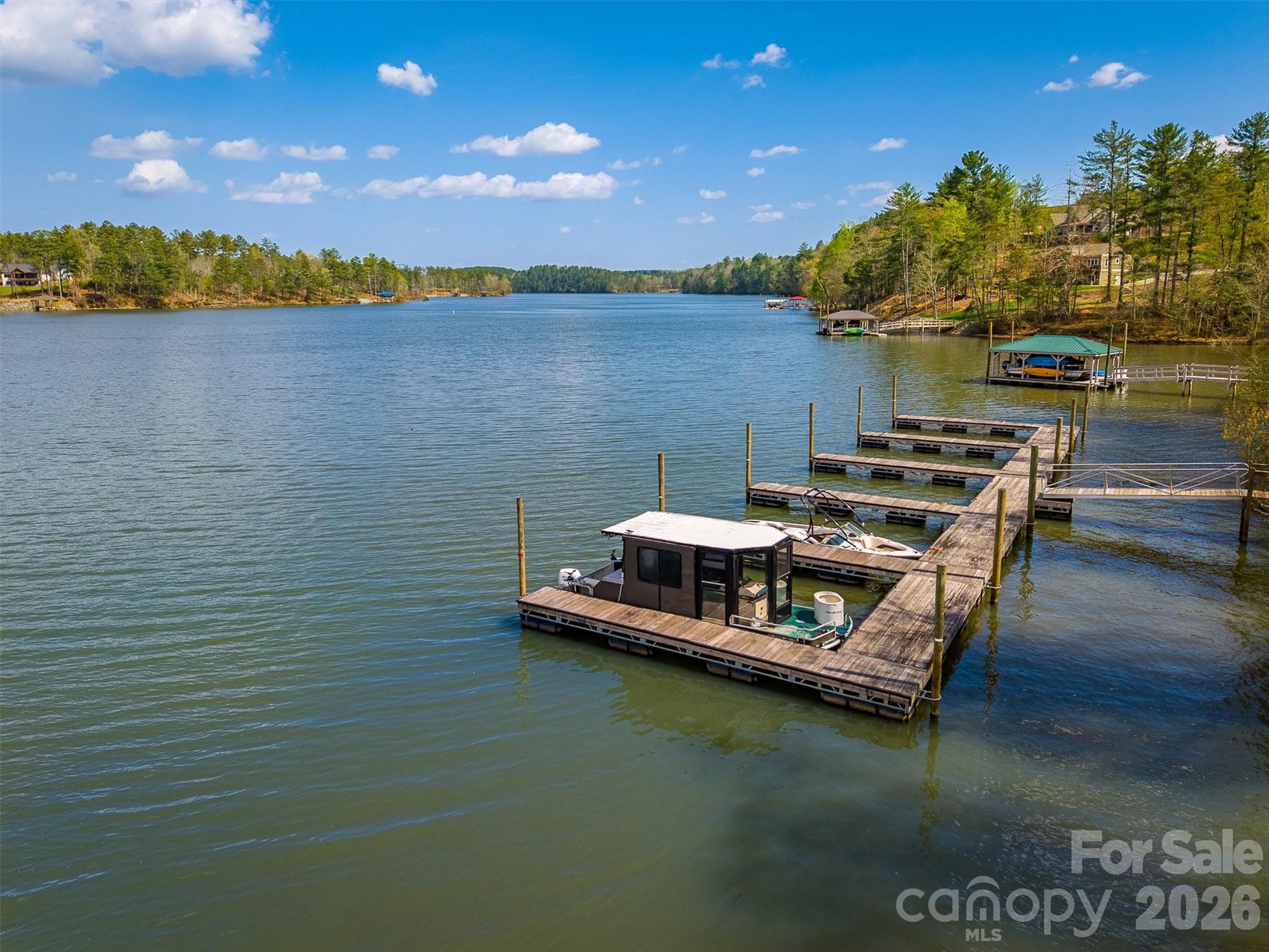 3175 Peninsula Pointe Drive NW