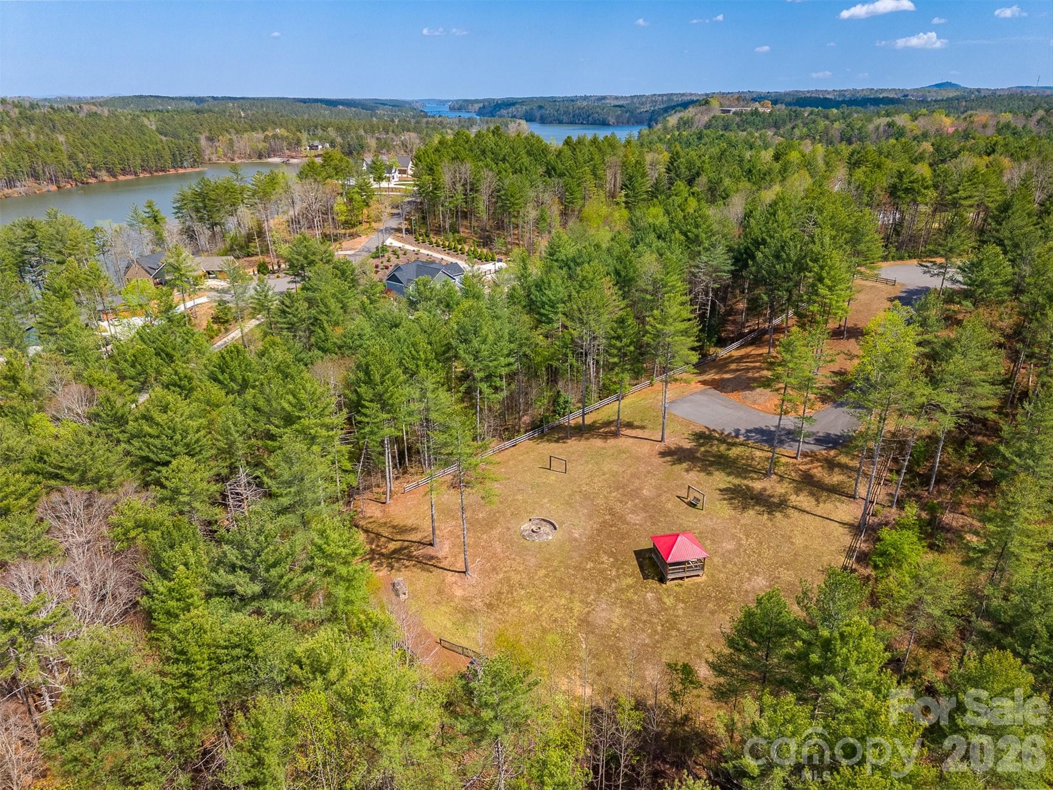 3175 Peninsula Pointe Drive NW