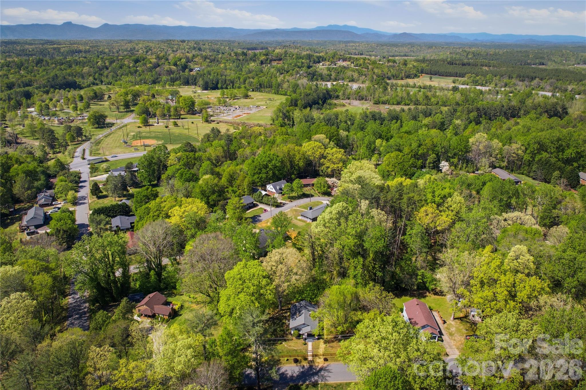 512 Alexander Avenue