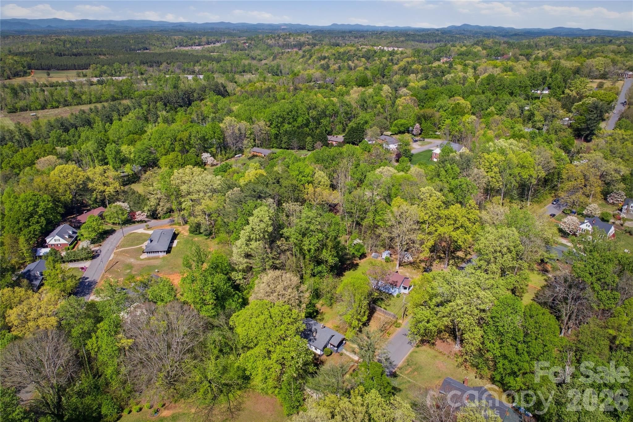 512 Alexander Avenue